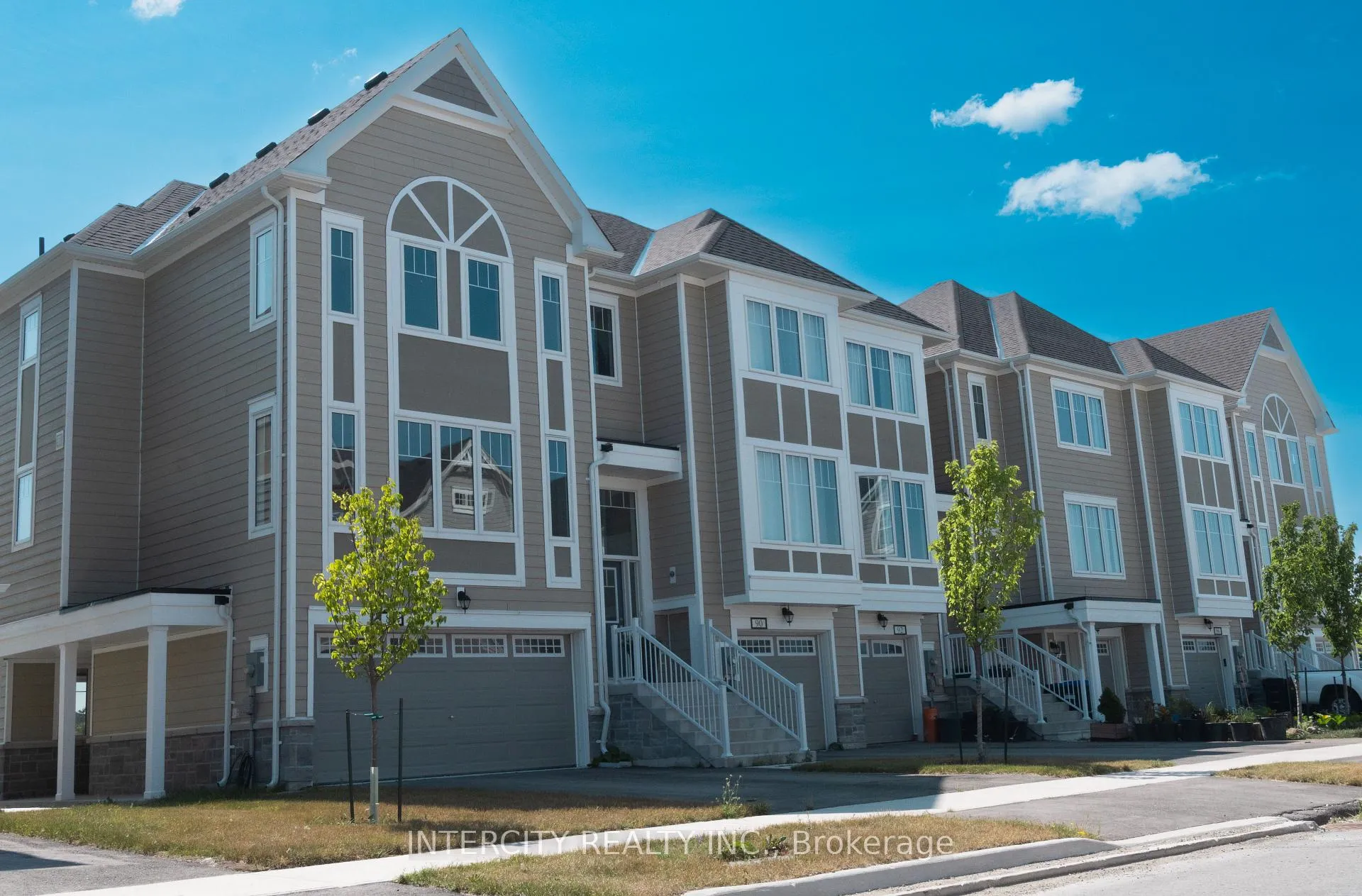 Photo 3 of 88 Sandhill Crane Drive, Wasaga Beach — HOMEH
