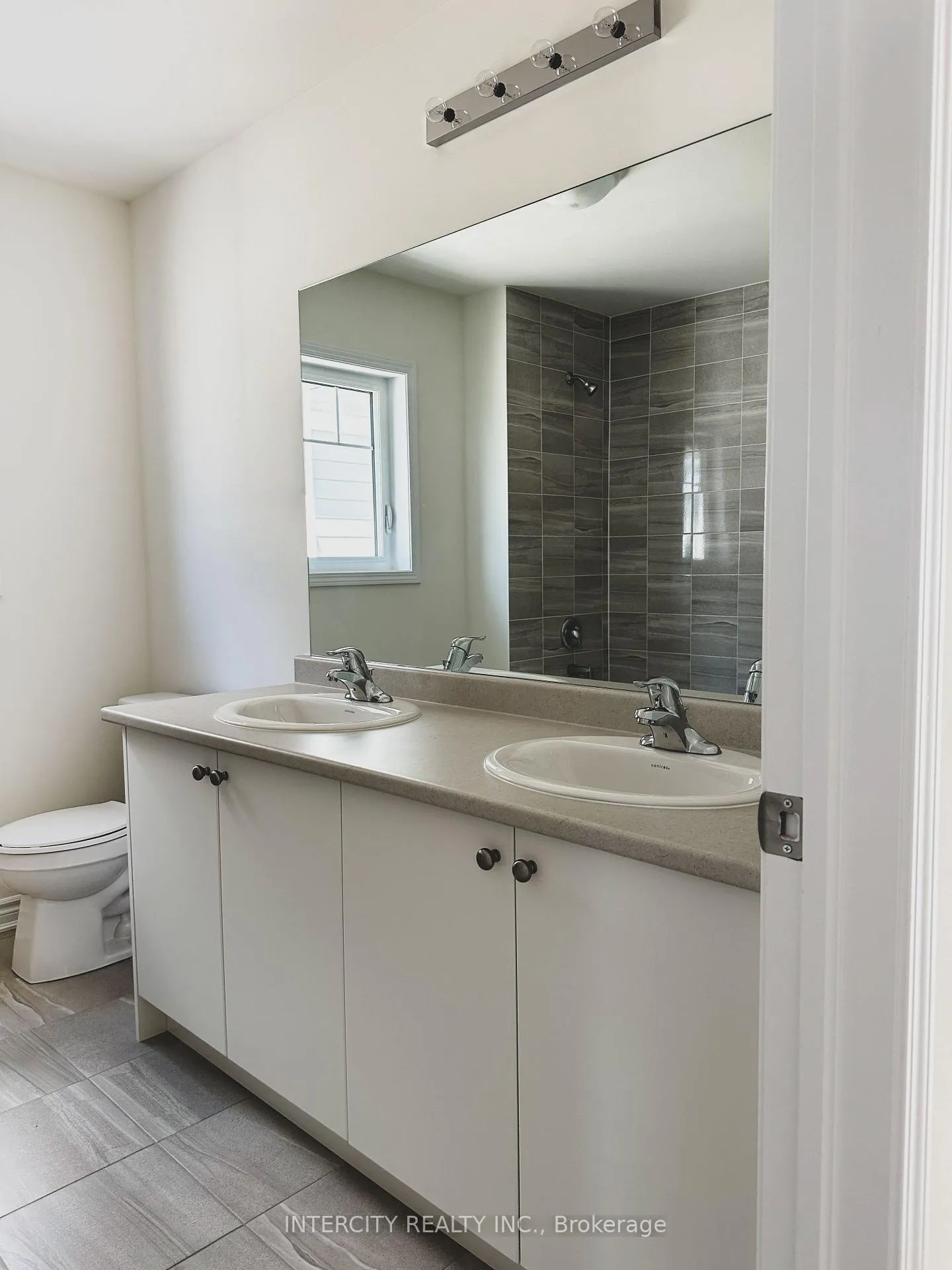 Photo 14 of 88 Sandhill Crane Drive, Wasaga Beach — HOMEH