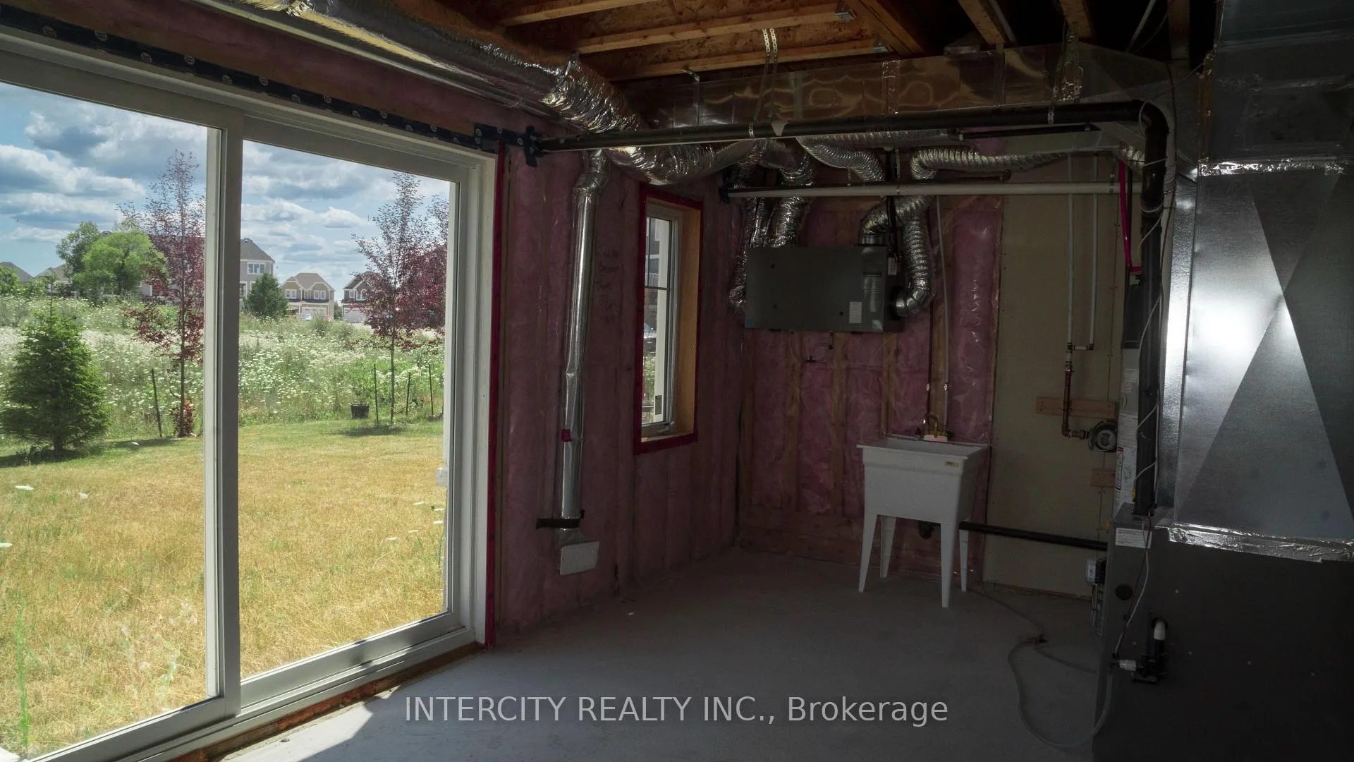 Photo 22 of 88 Sandhill Crane Drive, Wasaga Beach — HOMEH