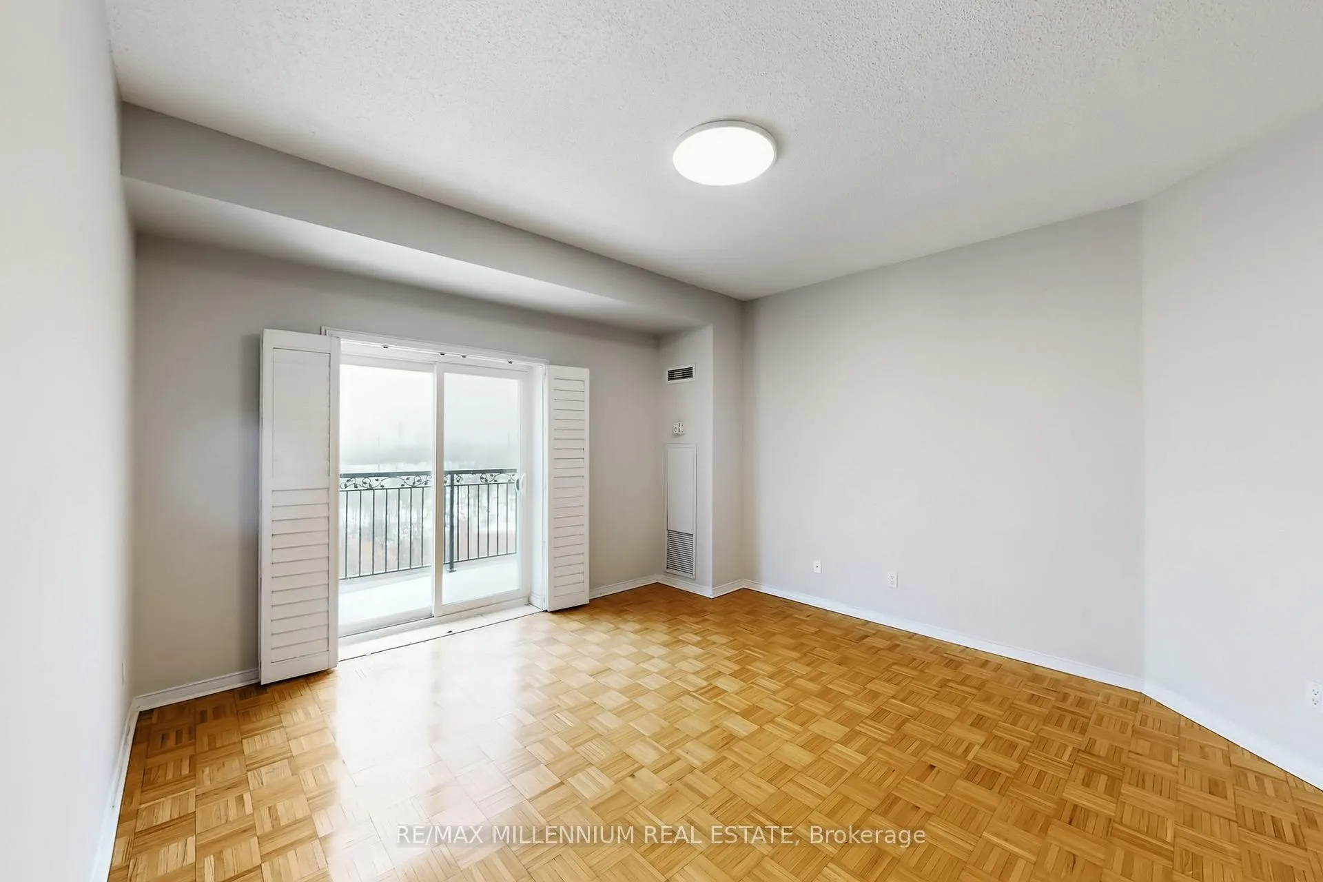 Photo 8 of Unit 619, 7373 Martingrove Road, Vaughan, Vaughan Grove — HOMEH