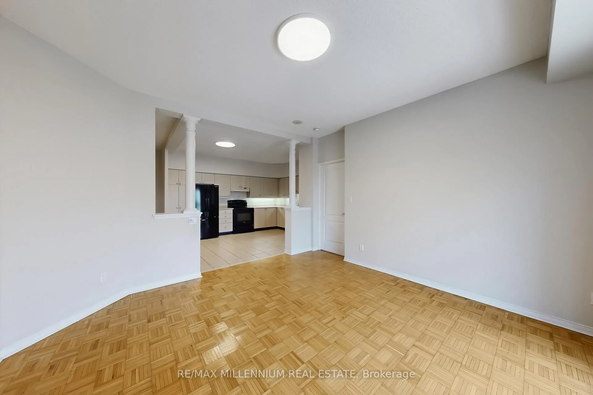 Photo 10 of Unit 619, 7373 Martingrove Road, Vaughan, Vaughan Grove — HOMEH