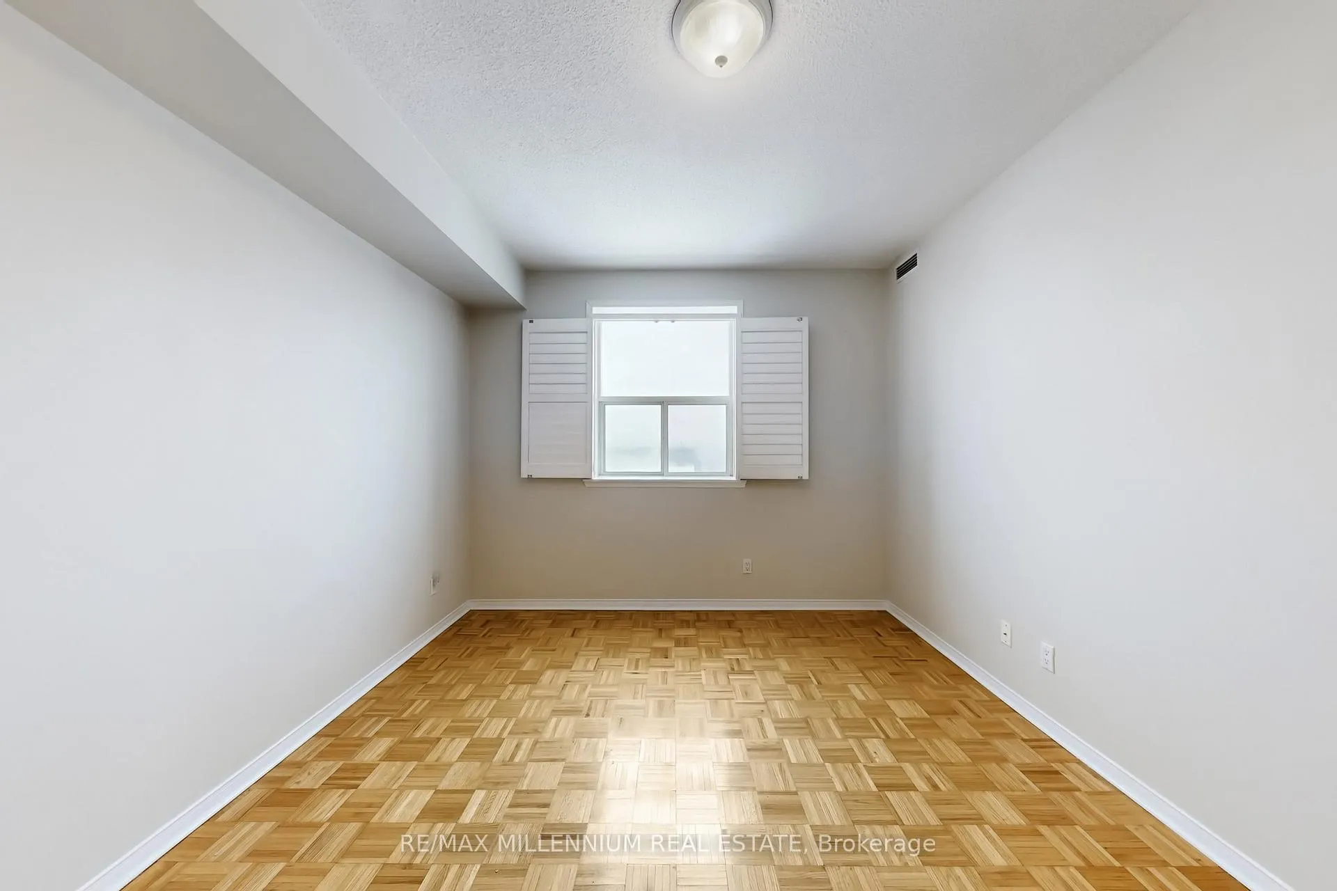 Photo 16 of Unit 619, 7373 Martingrove Road, Vaughan, Vaughan Grove — HOMEH