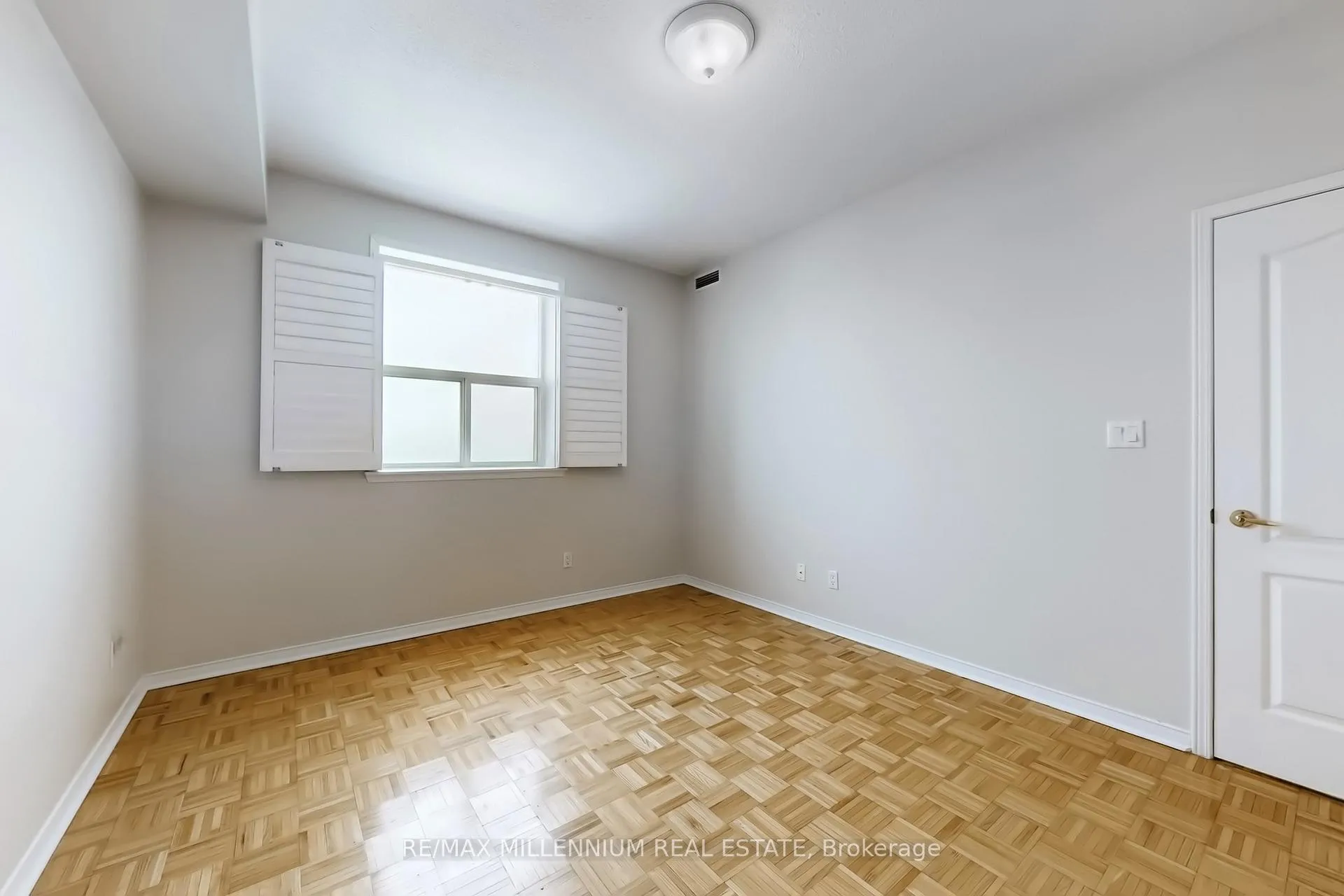 Photo 17 of Unit 619, 7373 Martingrove Road, Vaughan, Vaughan Grove — HOMEH