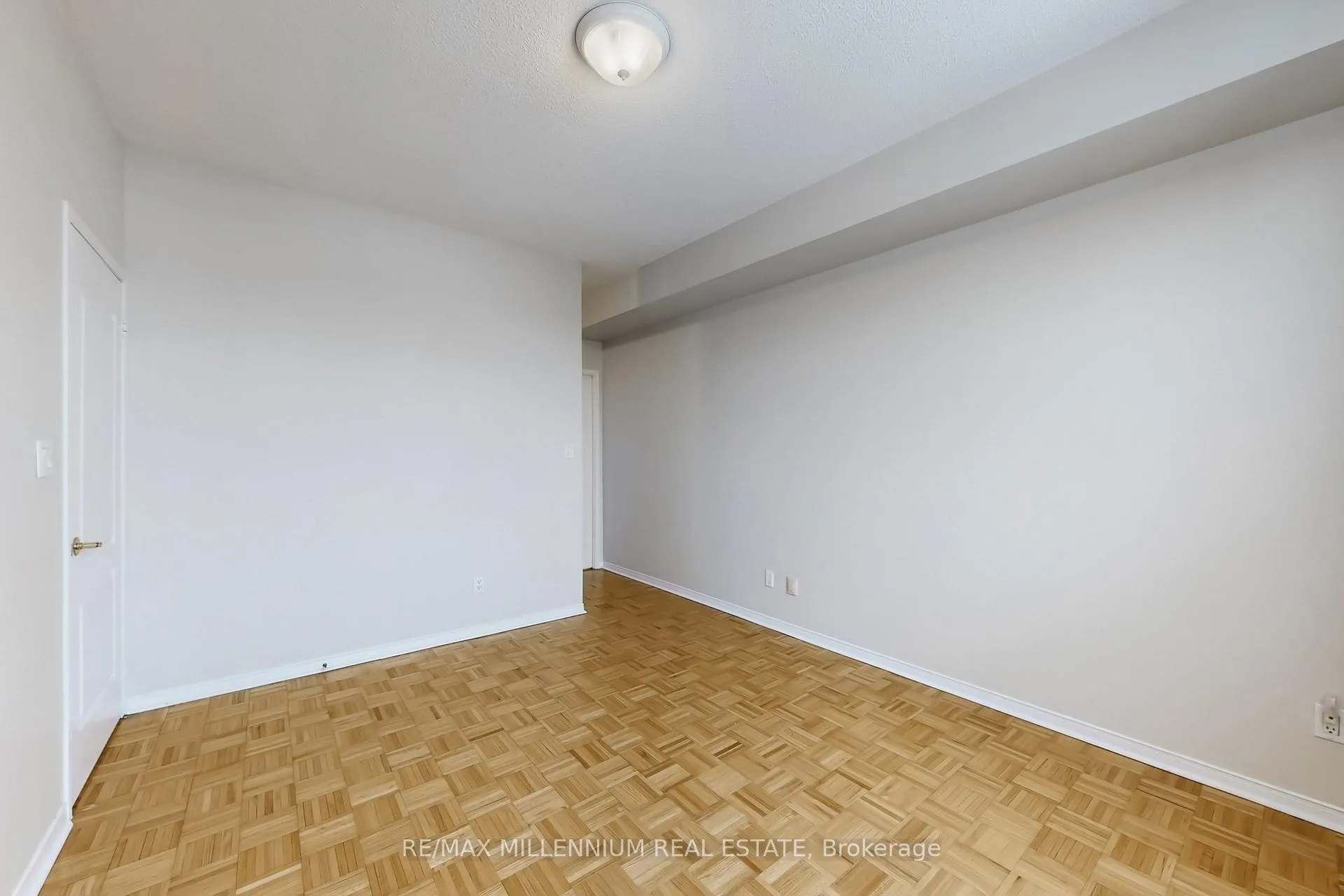 Photo 19 of Unit 619, 7373 Martingrove Road, Vaughan, Vaughan Grove — HOMEH