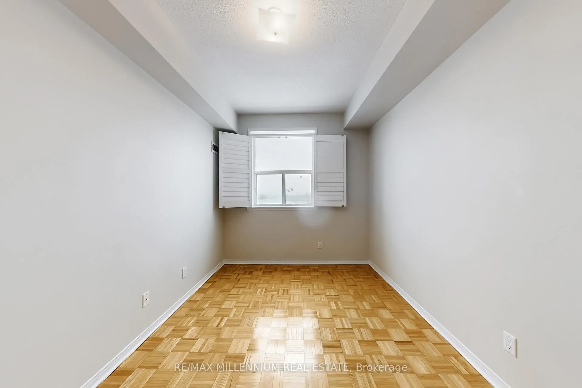 Photo 23 of Unit 619, 7373 Martingrove Road, Vaughan, Vaughan Grove — HOMEH