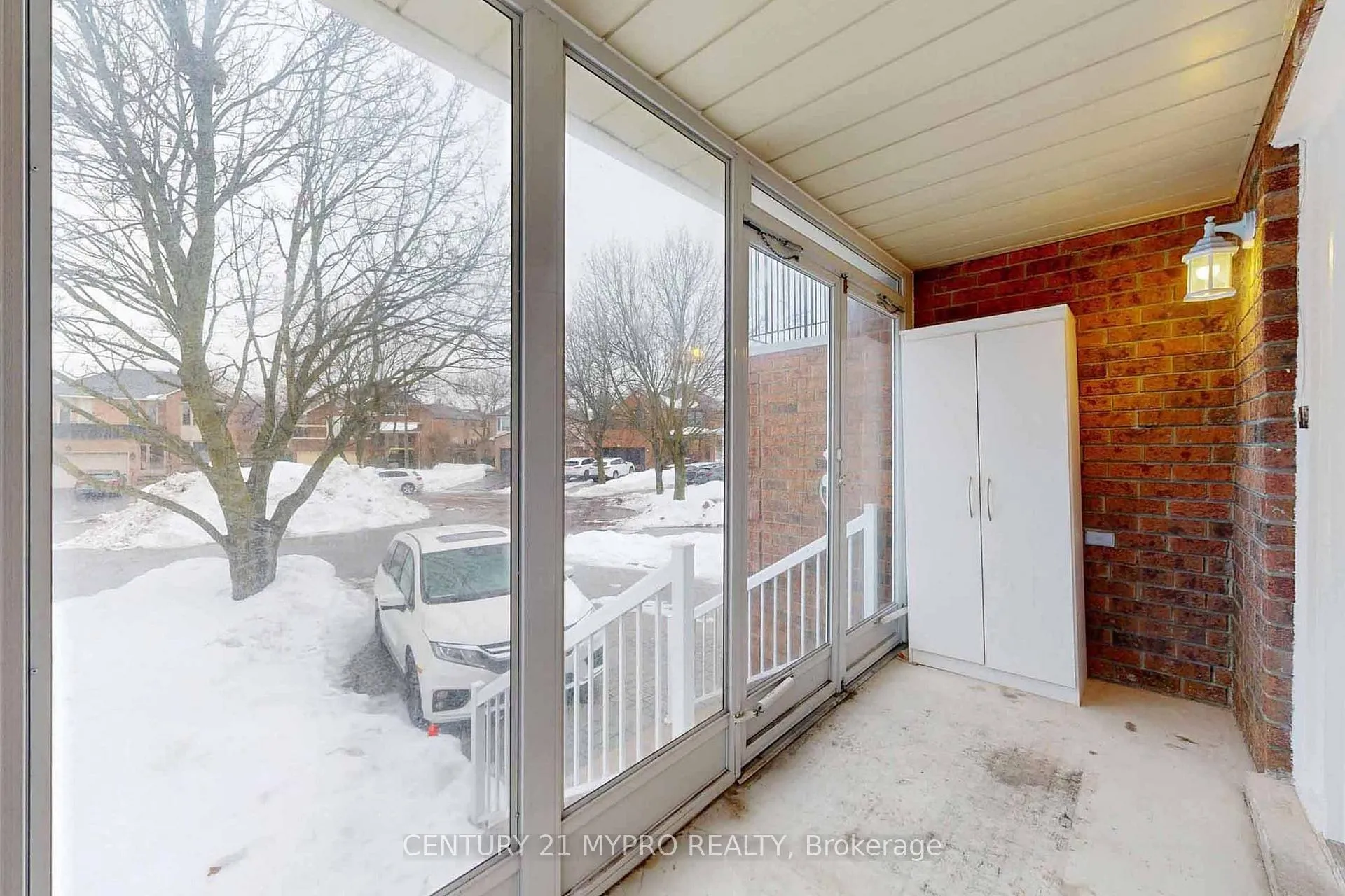 Photo 2 of 7 Sandor Place, Markham, Thornlea — HOMEH