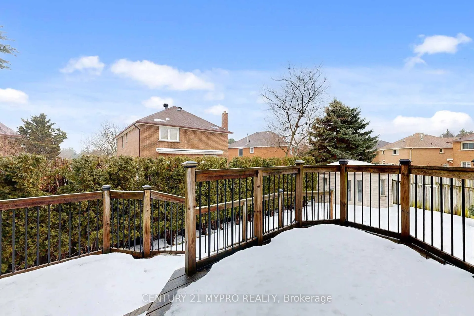 Photo 3 of 7 Sandor Place, Markham, Thornlea — HOMEH