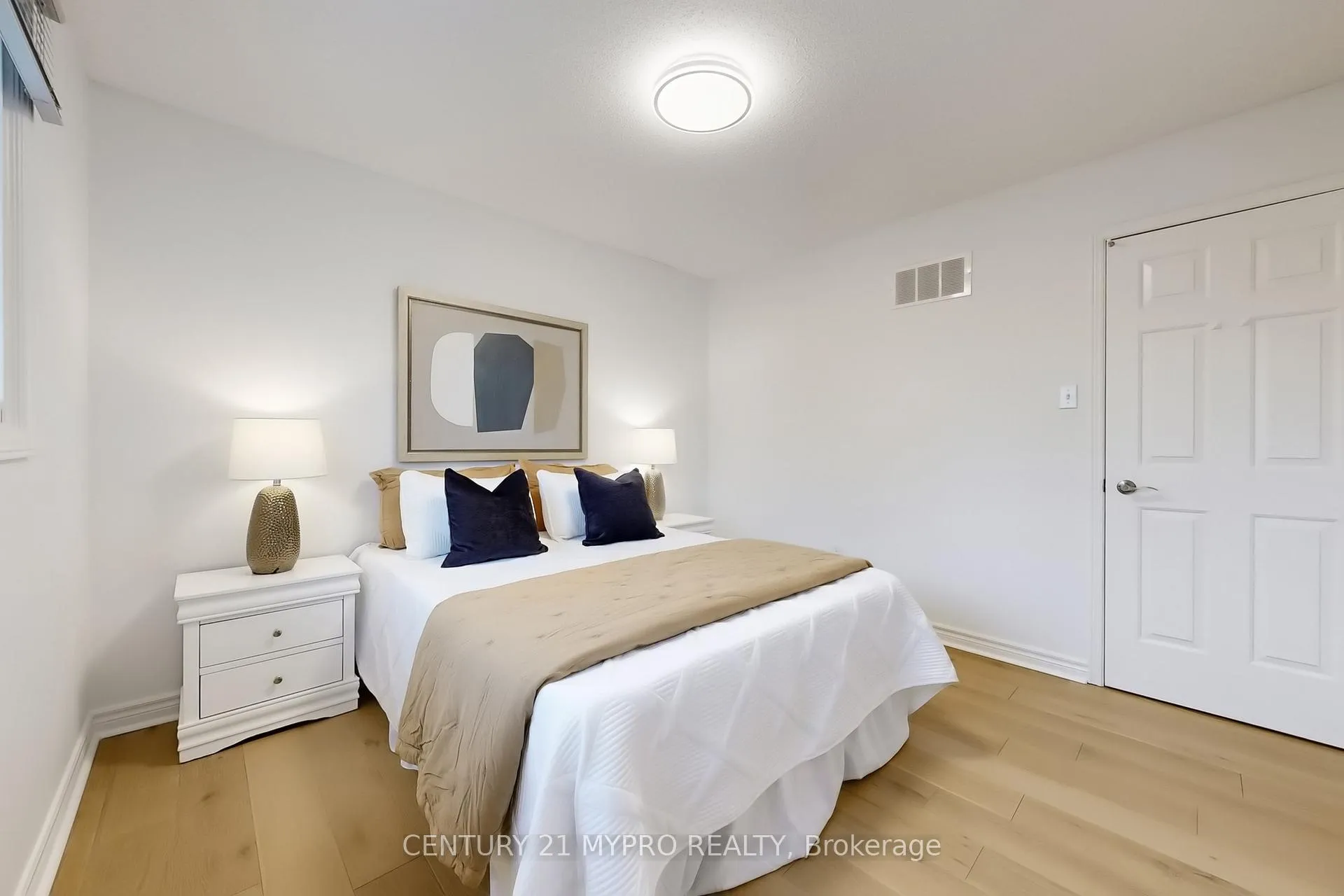 Photo 15 of 7 Sandor Place, Markham, Thornlea — HOMEH