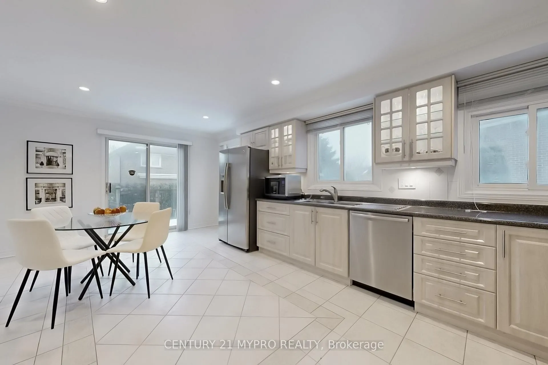 Photo 34 of 7 Sandor Place, Markham, Thornlea — HOMEH