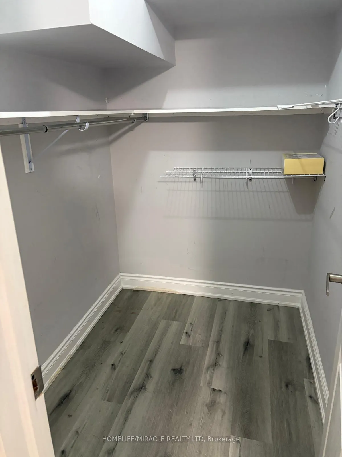 Photo 5 of Unit Bsmt Unit, 17 Divers Road, Brampton, Northwest Brampton — HOMEH