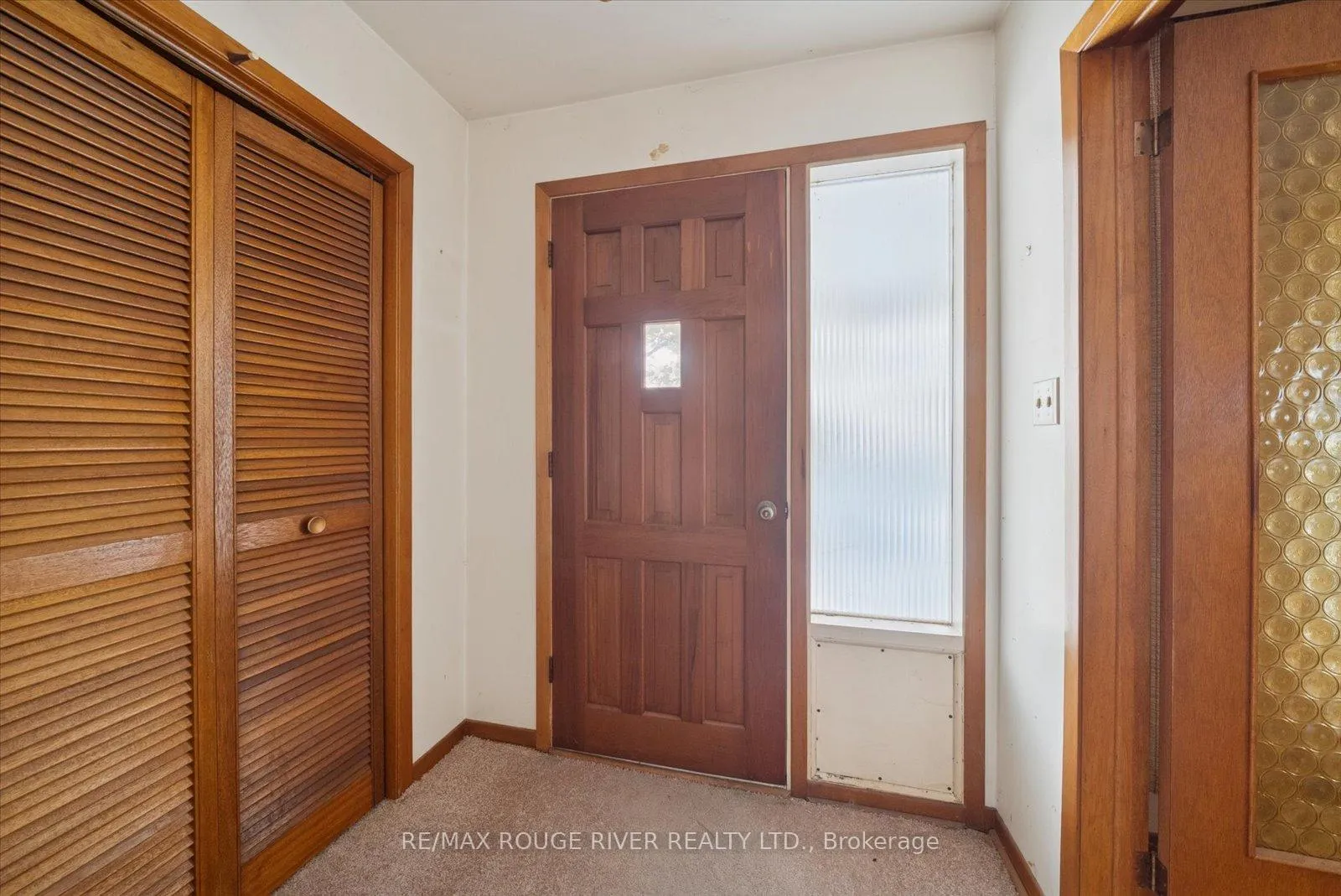 Photo 5 of 1277 Old Orchard Avenue, Pickering, Bay Ridges — HOMEH