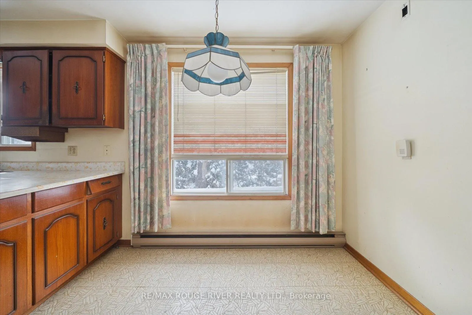 Photo 8 of 1277 Old Orchard Avenue, Pickering, Bay Ridges — HOMEH