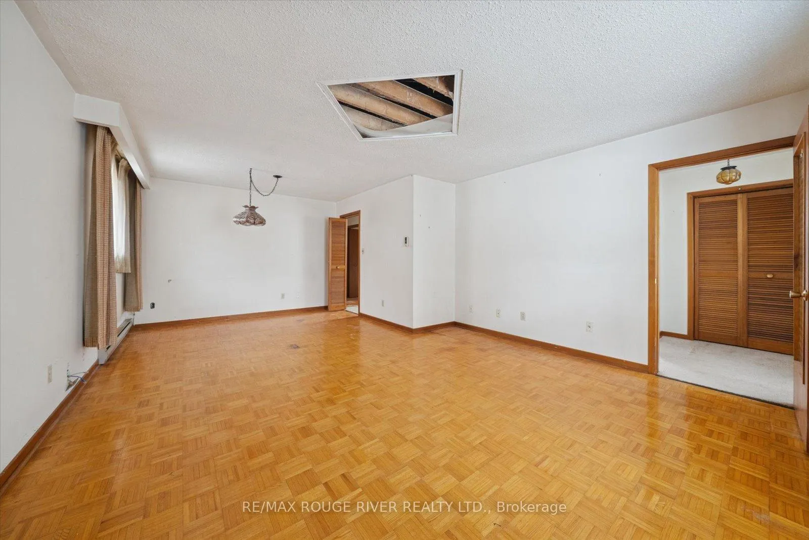 Photo 15 of 1277 Old Orchard Avenue, Pickering, Bay Ridges — HOMEH