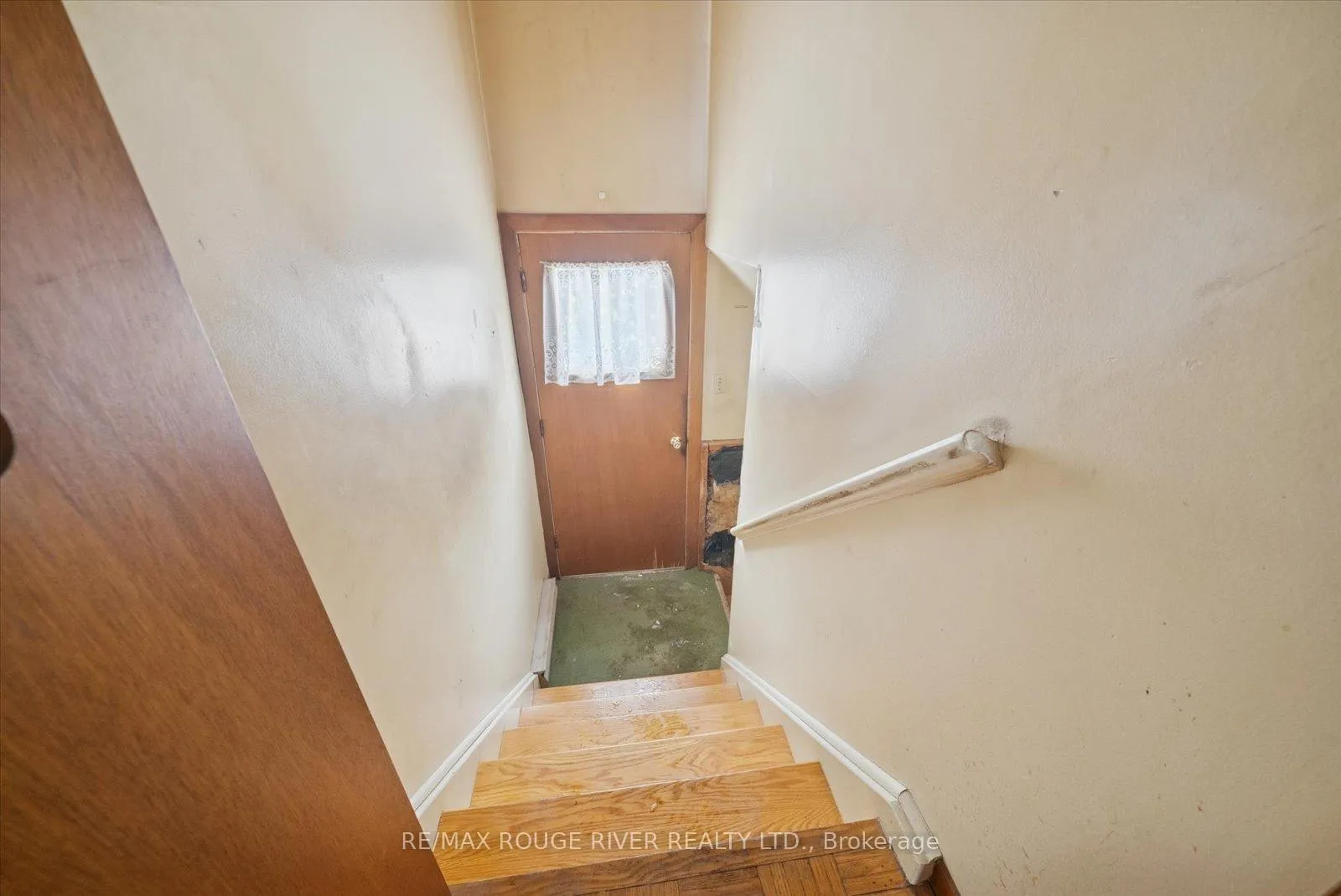 Photo 25 of 1277 Old Orchard Avenue, Pickering, Bay Ridges — HOMEH