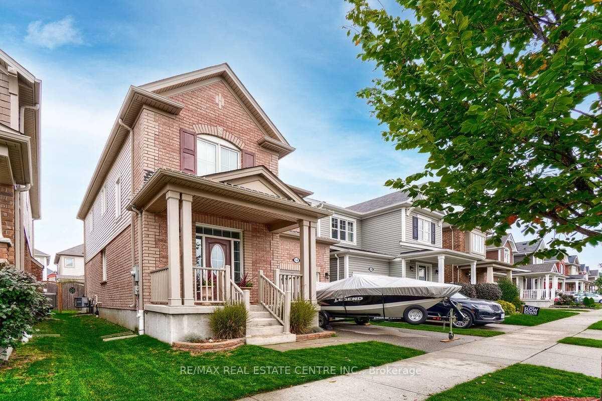 Photo 2 of 54 Olivia Street, Kitchener — HOMEH