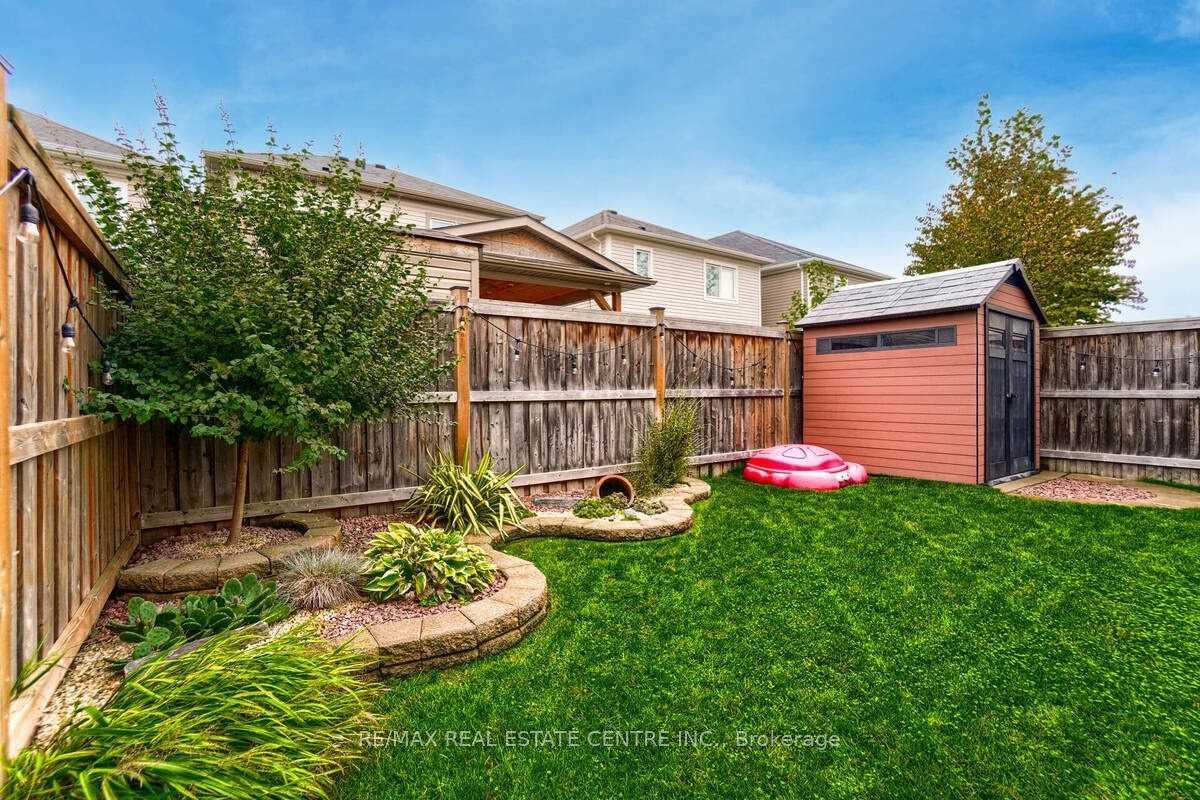 Photo 16 of 54 Olivia Street, Kitchener — HOMEH