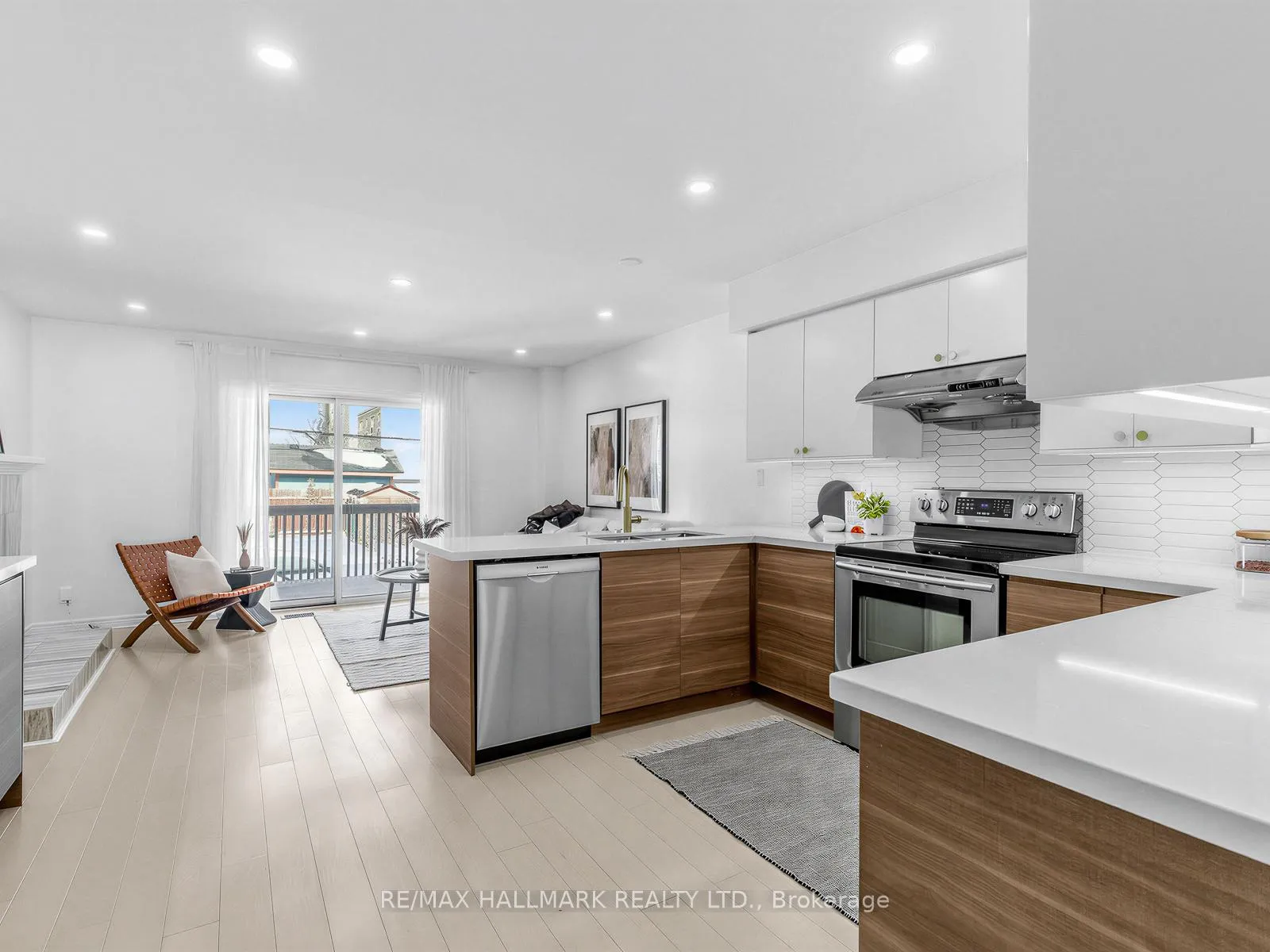 Photo 14 of 150 Gowan Avenue, Toronto, Danforth Village-East York — HOMEH