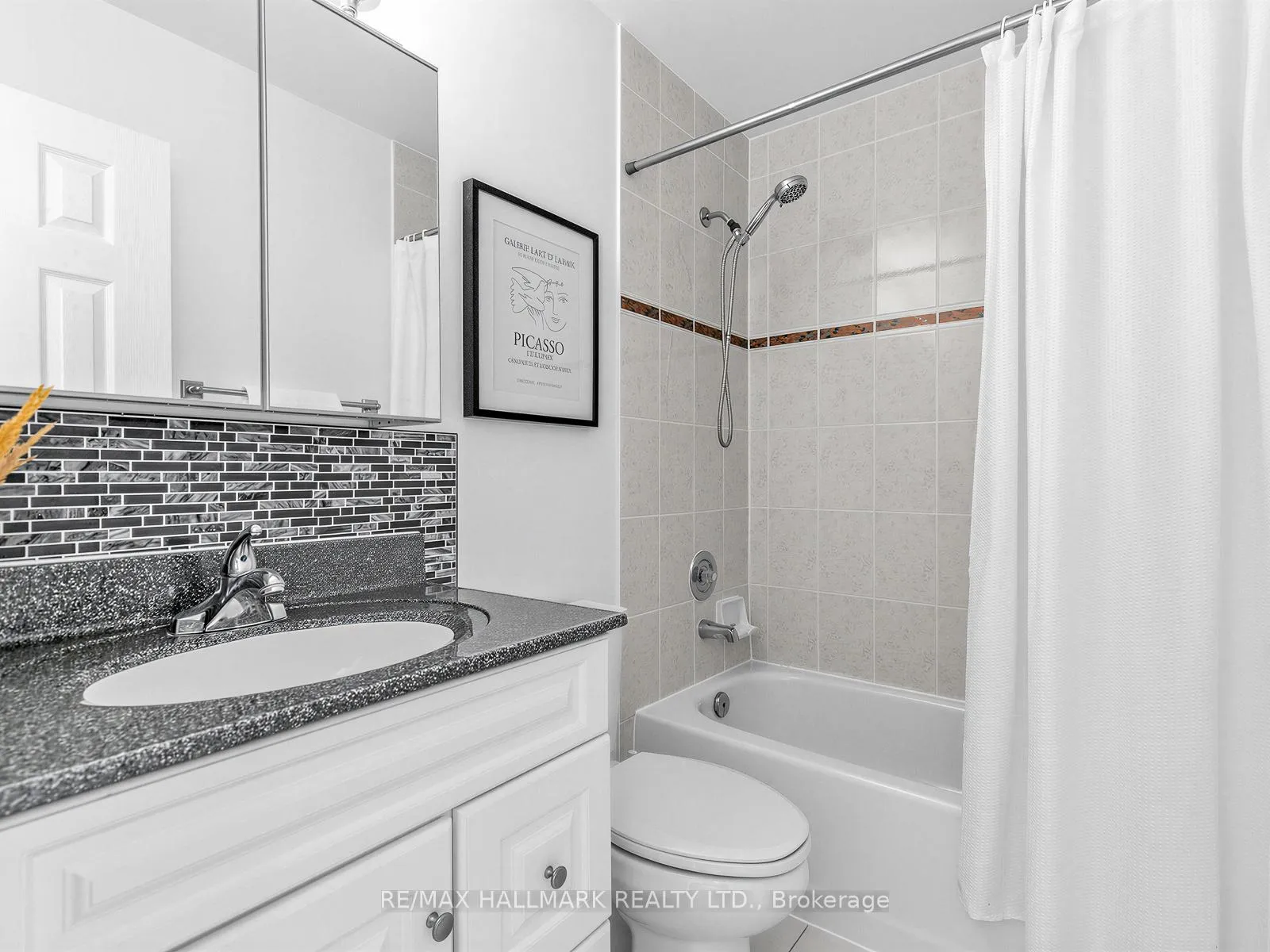 Photo 30 of 150 Gowan Avenue, Toronto, Danforth Village-East York — HOMEH
