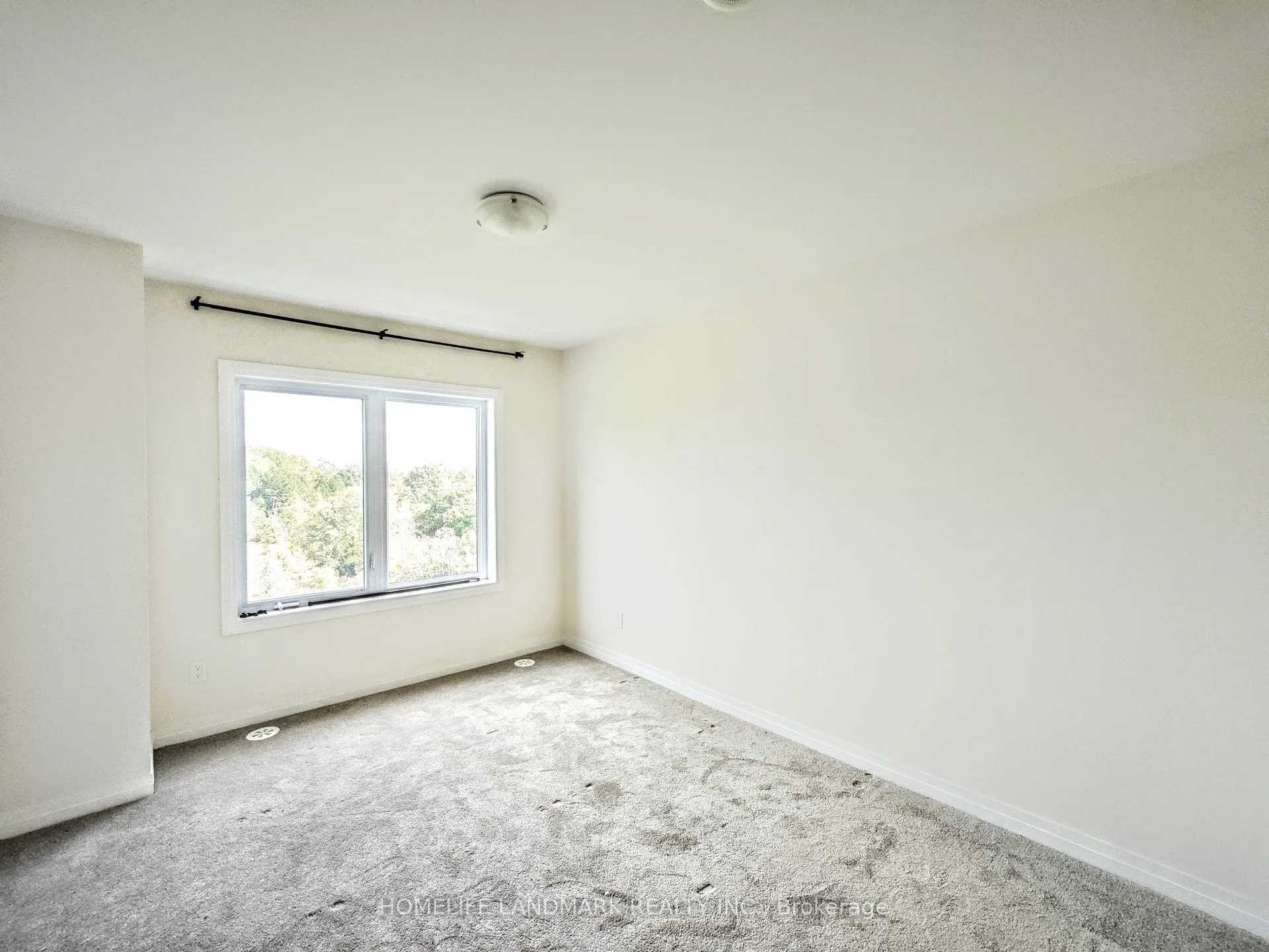 Photo 14 of Unit 812, 2635 William Jackson Drive, Pickering, Duffin Heights — HOMEH