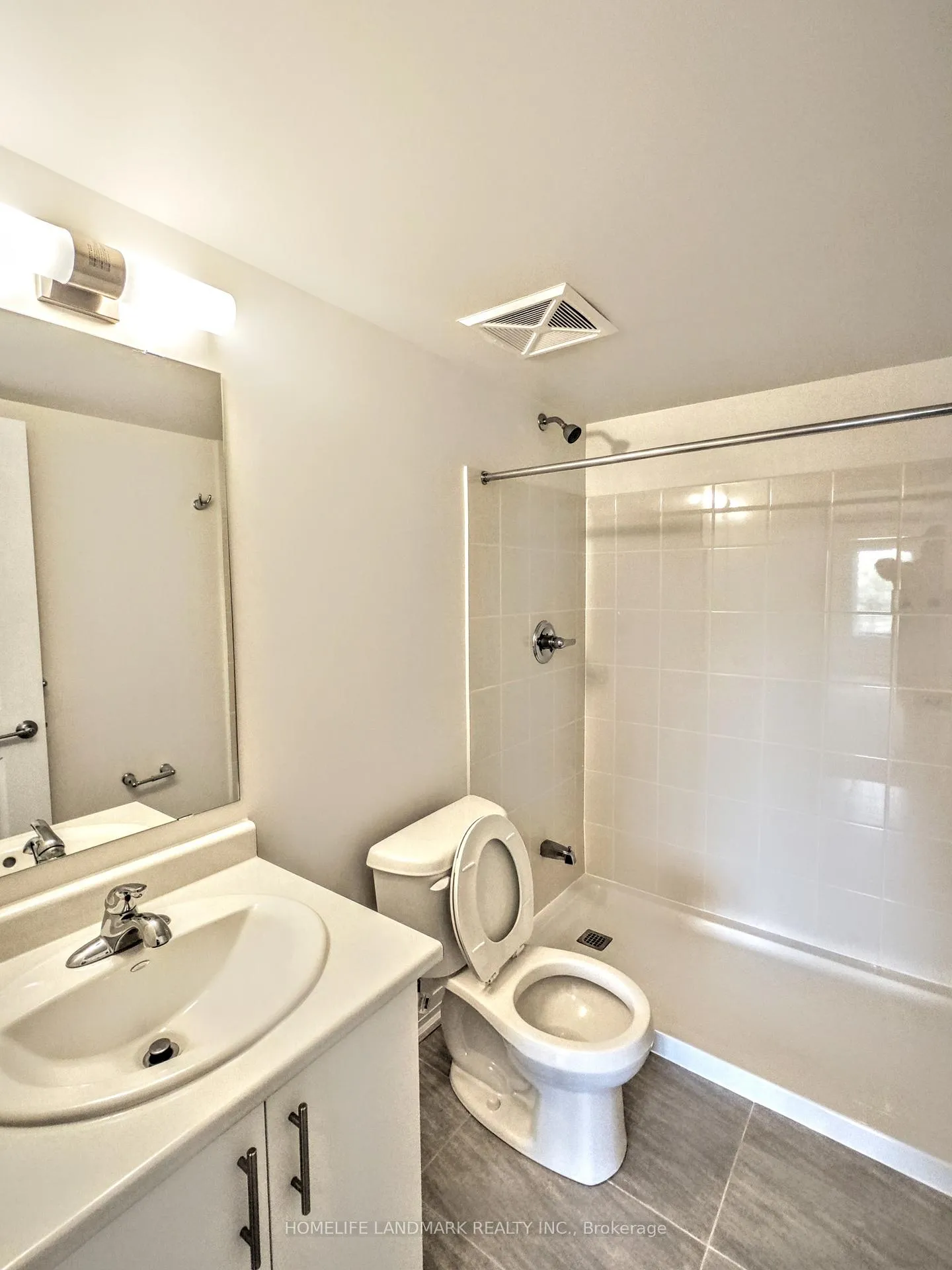Photo 17 of Unit 812, 2635 William Jackson Drive, Pickering, Duffin Heights — HOMEH