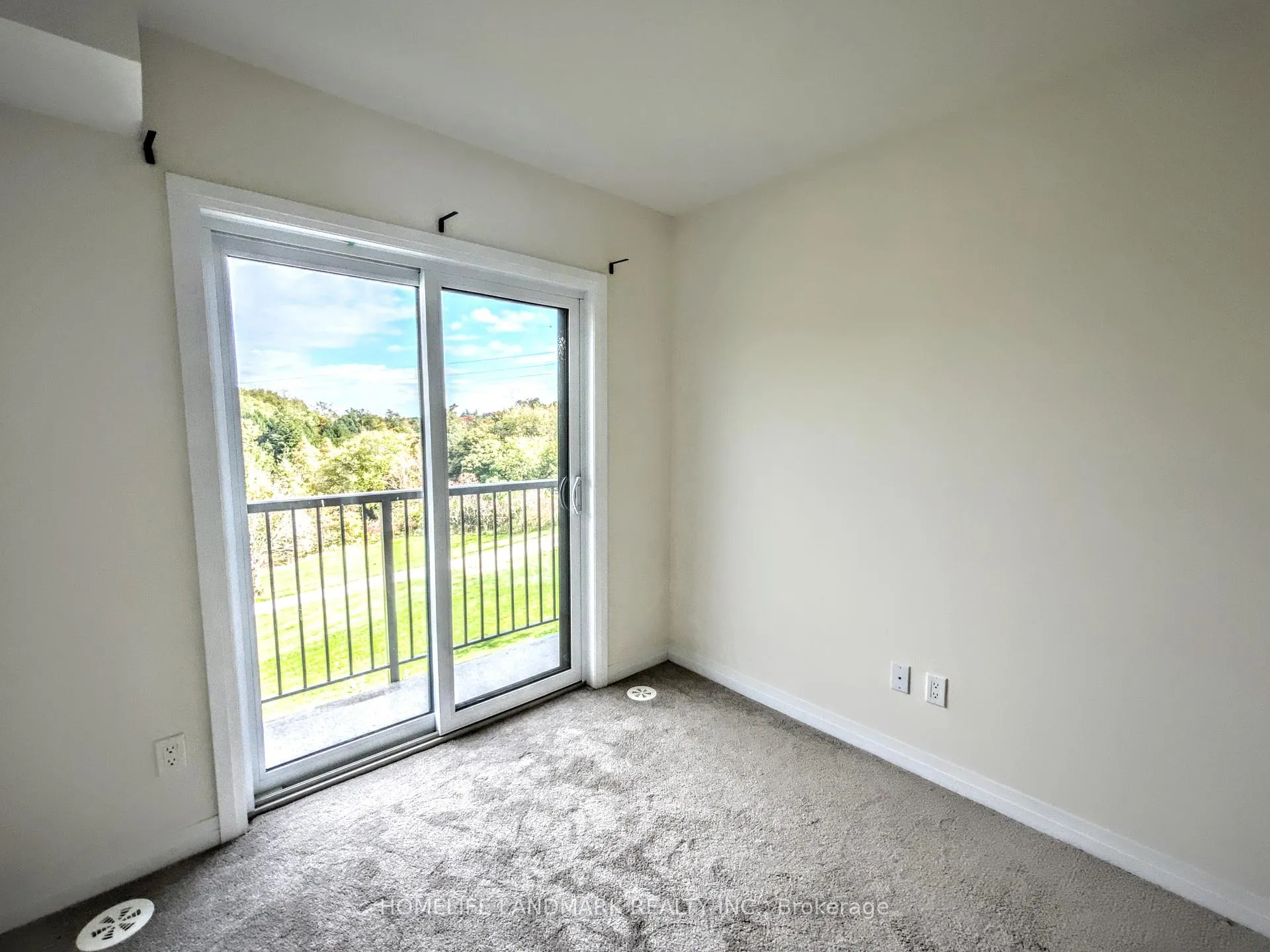 Photo 21 of Unit 812, 2635 William Jackson Drive, Pickering, Duffin Heights — HOMEH