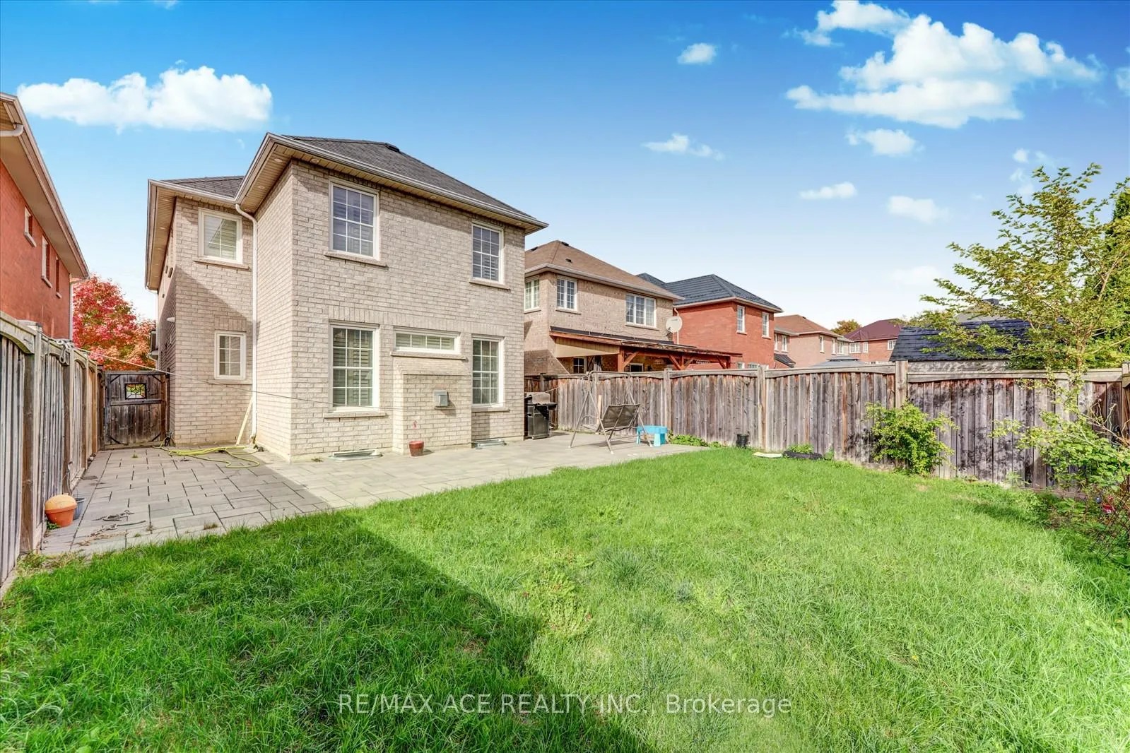 Photo 32 of 51 Stammers Drive, Ajax, Northwest Ajax — HOMEH