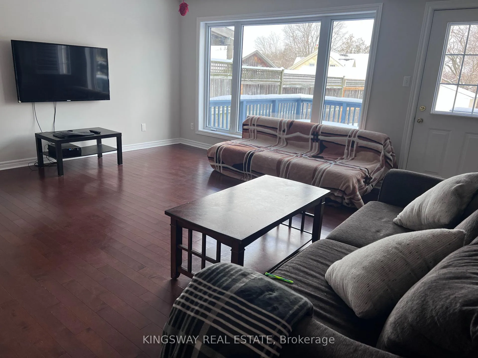 Photo 8 of 242 Doon Mills Drive, Kitchener — HOMEH