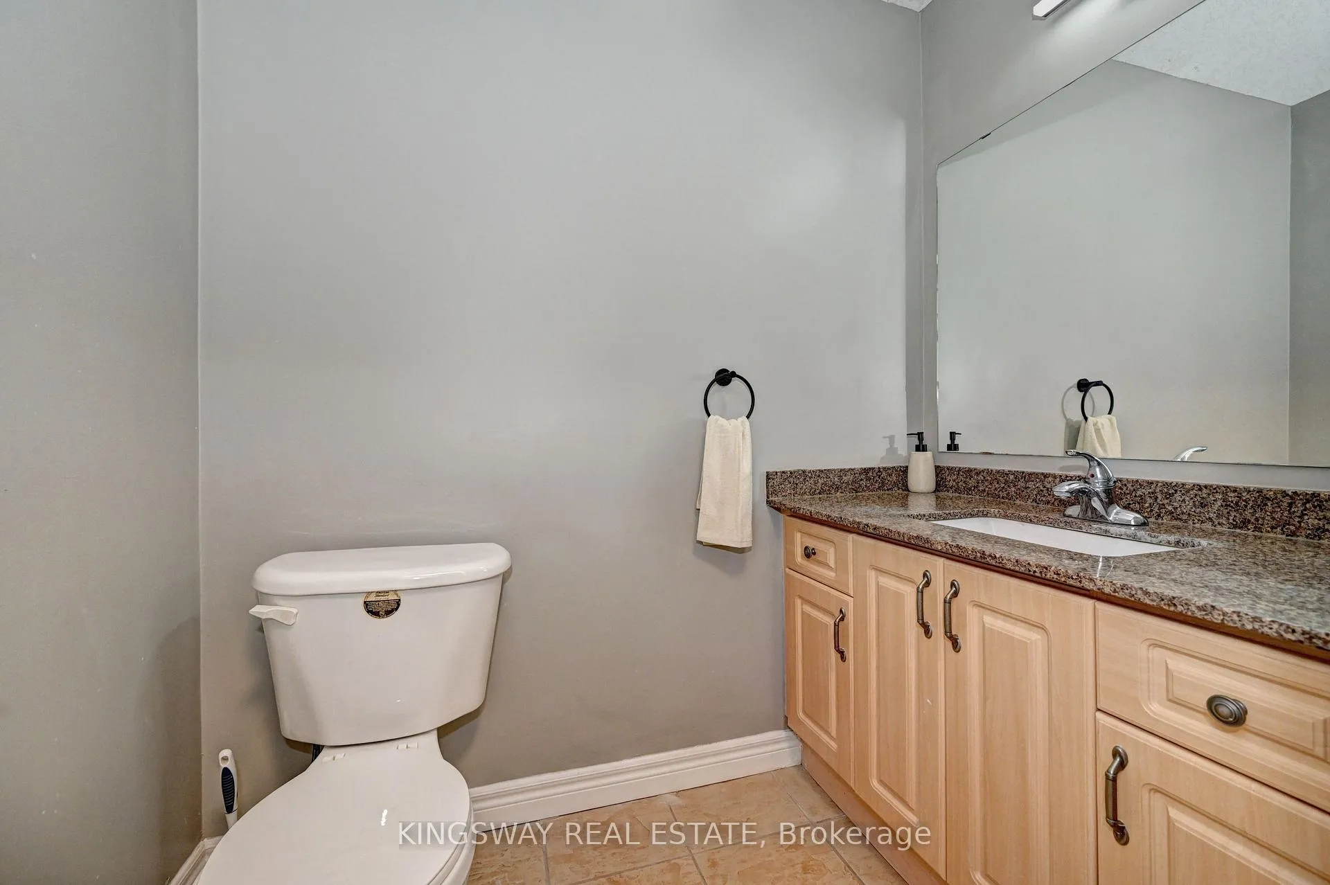Photo 9 of 242 Doon Mills Drive, Kitchener — HOMEH