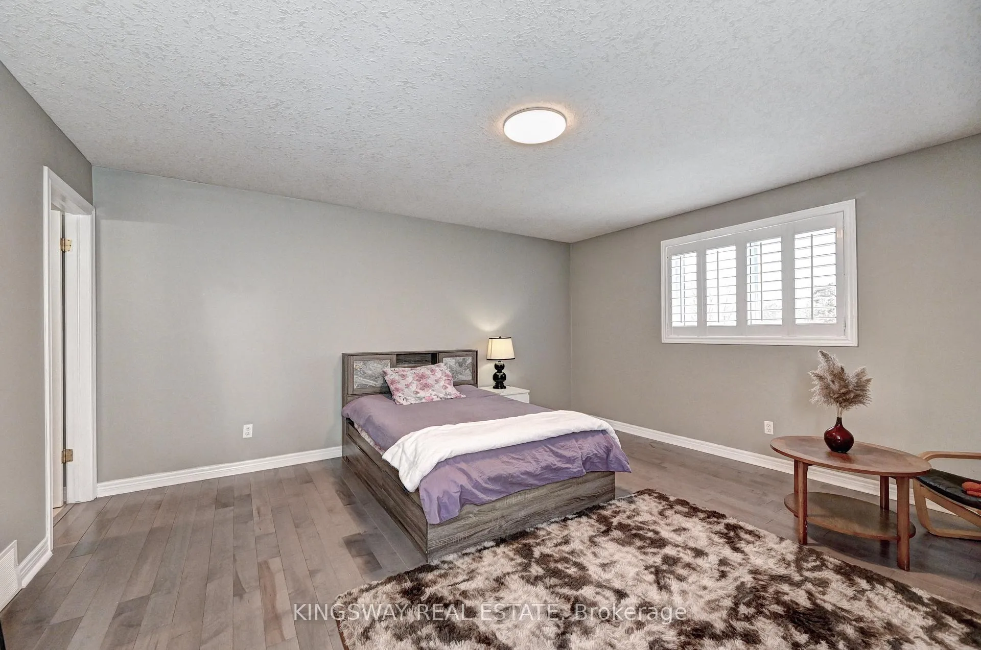 Photo 20 of 242 Doon Mills Drive, Kitchener — HOMEH