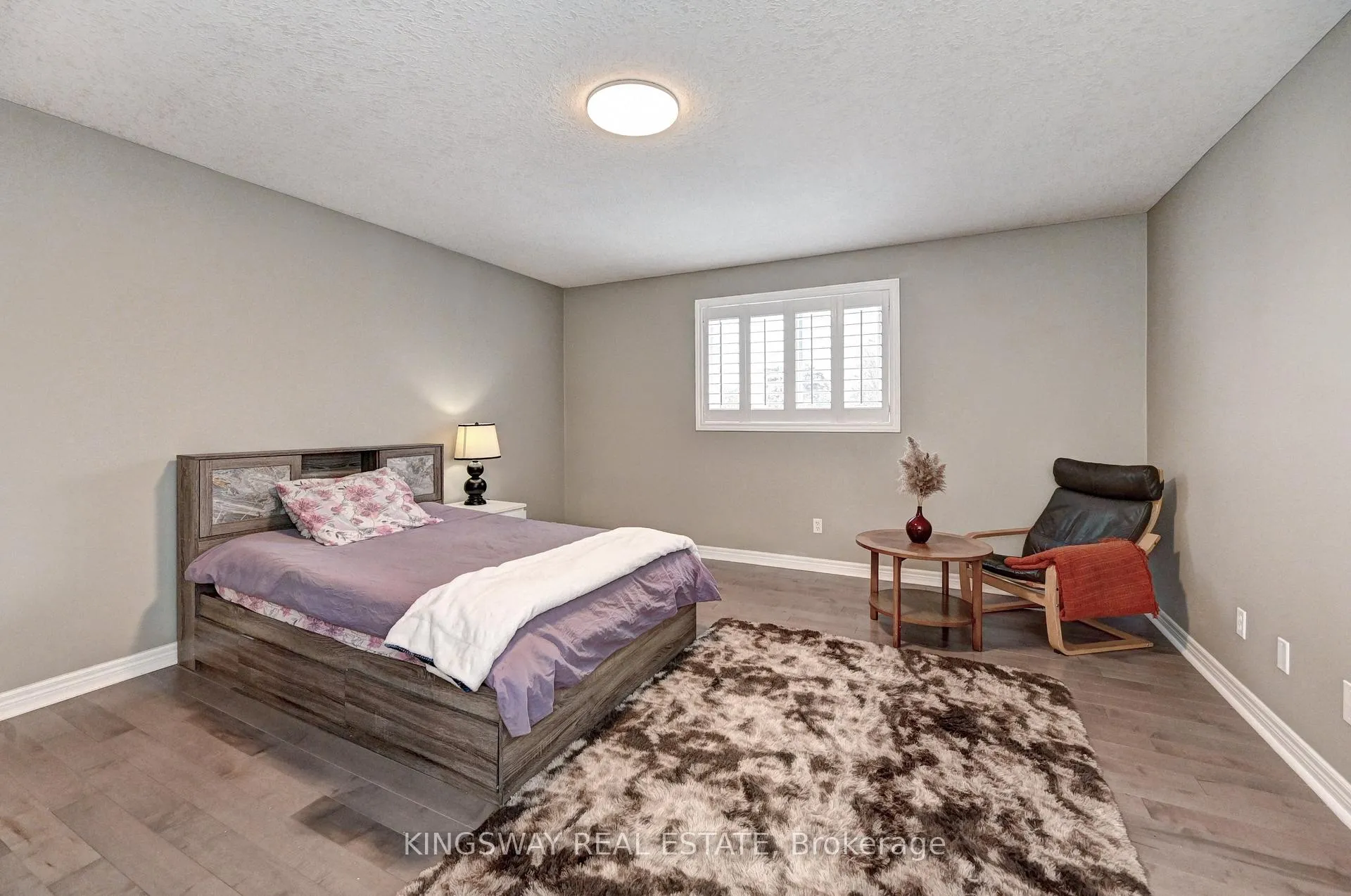 Photo 21 of 242 Doon Mills Drive, Kitchener — HOMEH