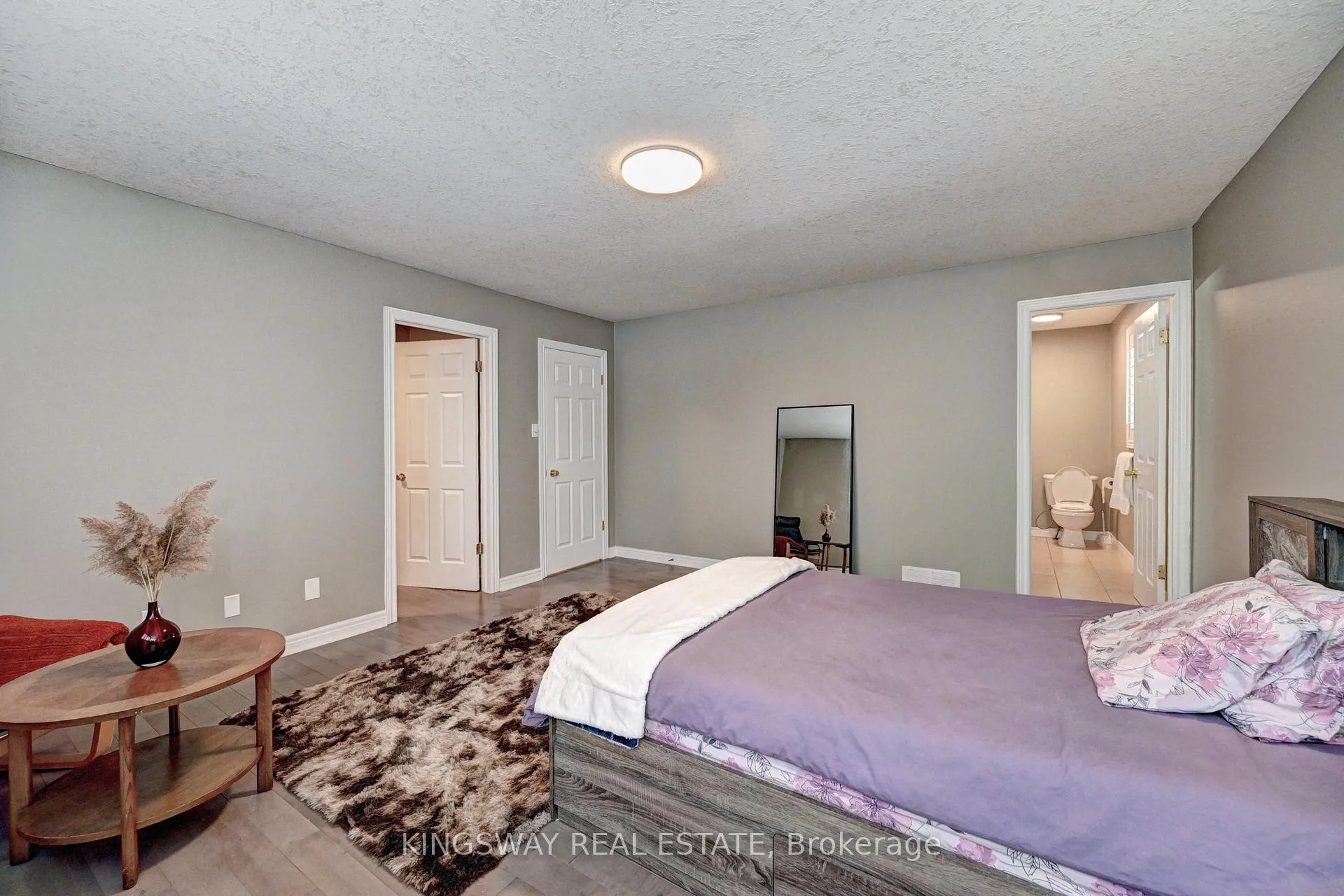 Photo 22 of 242 Doon Mills Drive, Kitchener — HOMEH