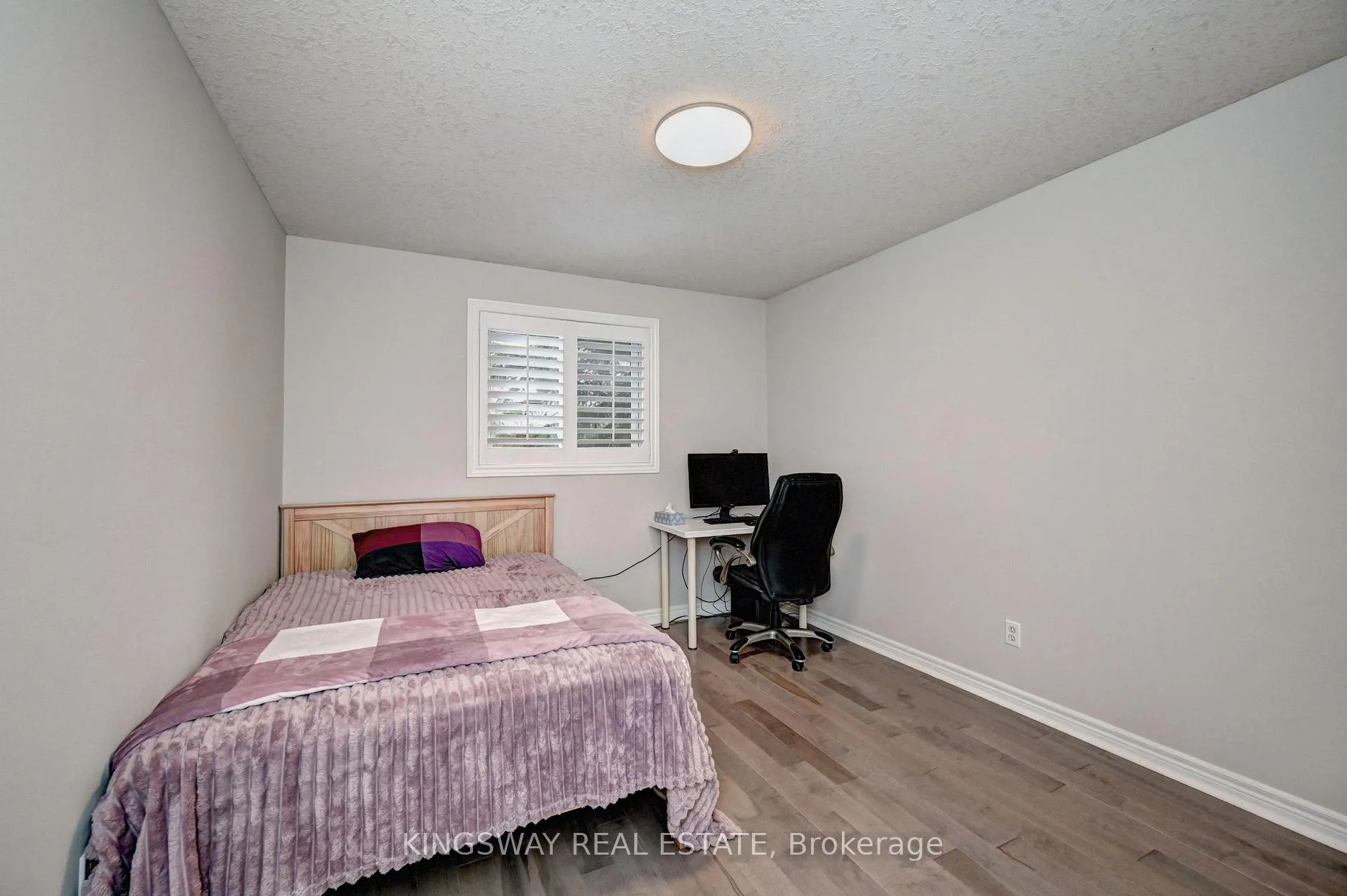 Photo 25 of 242 Doon Mills Drive, Kitchener — HOMEH
