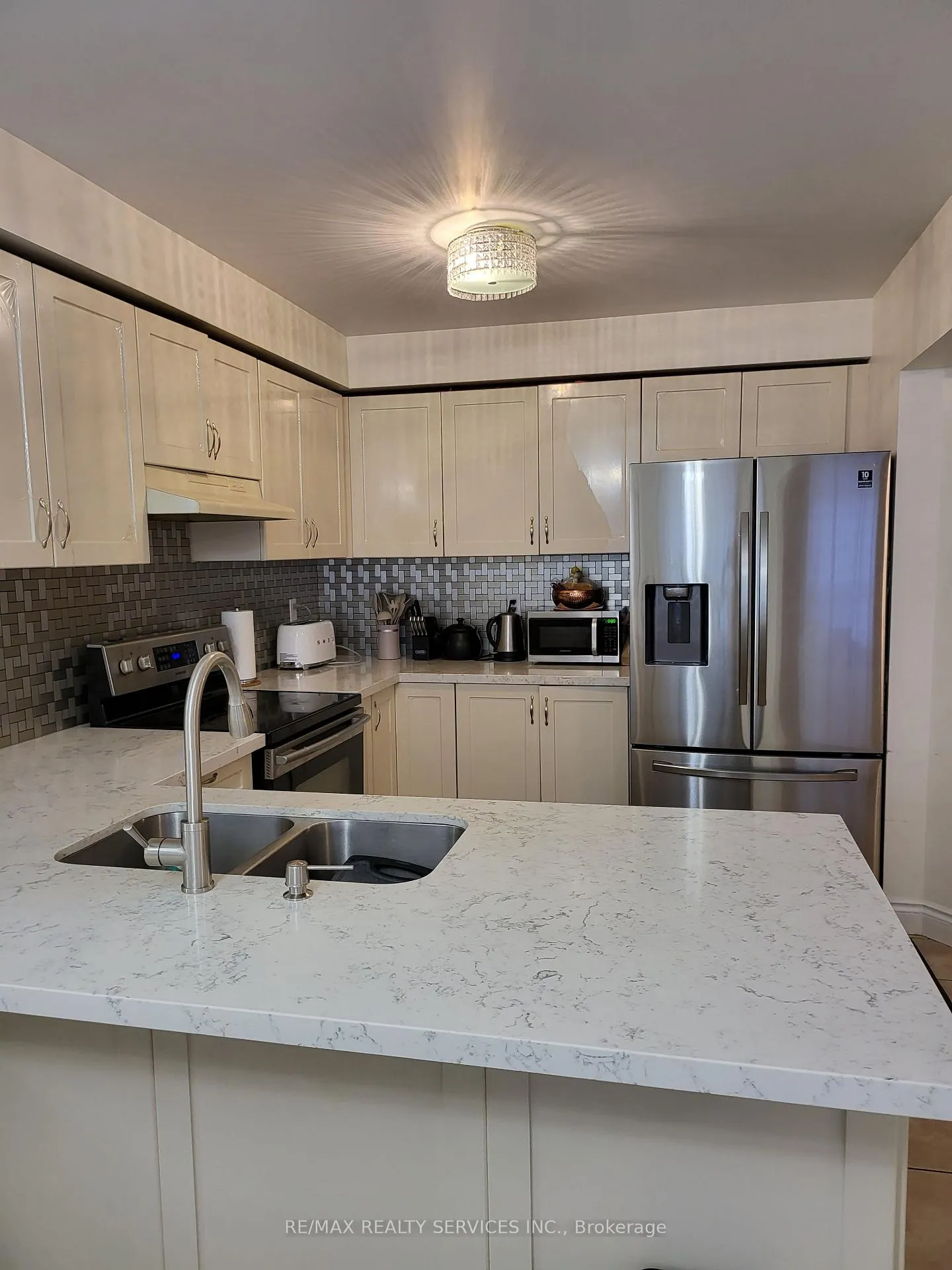 Photo 8 of 19 Albery Road, Brampton, Fletcher's Meadow — HOMEH