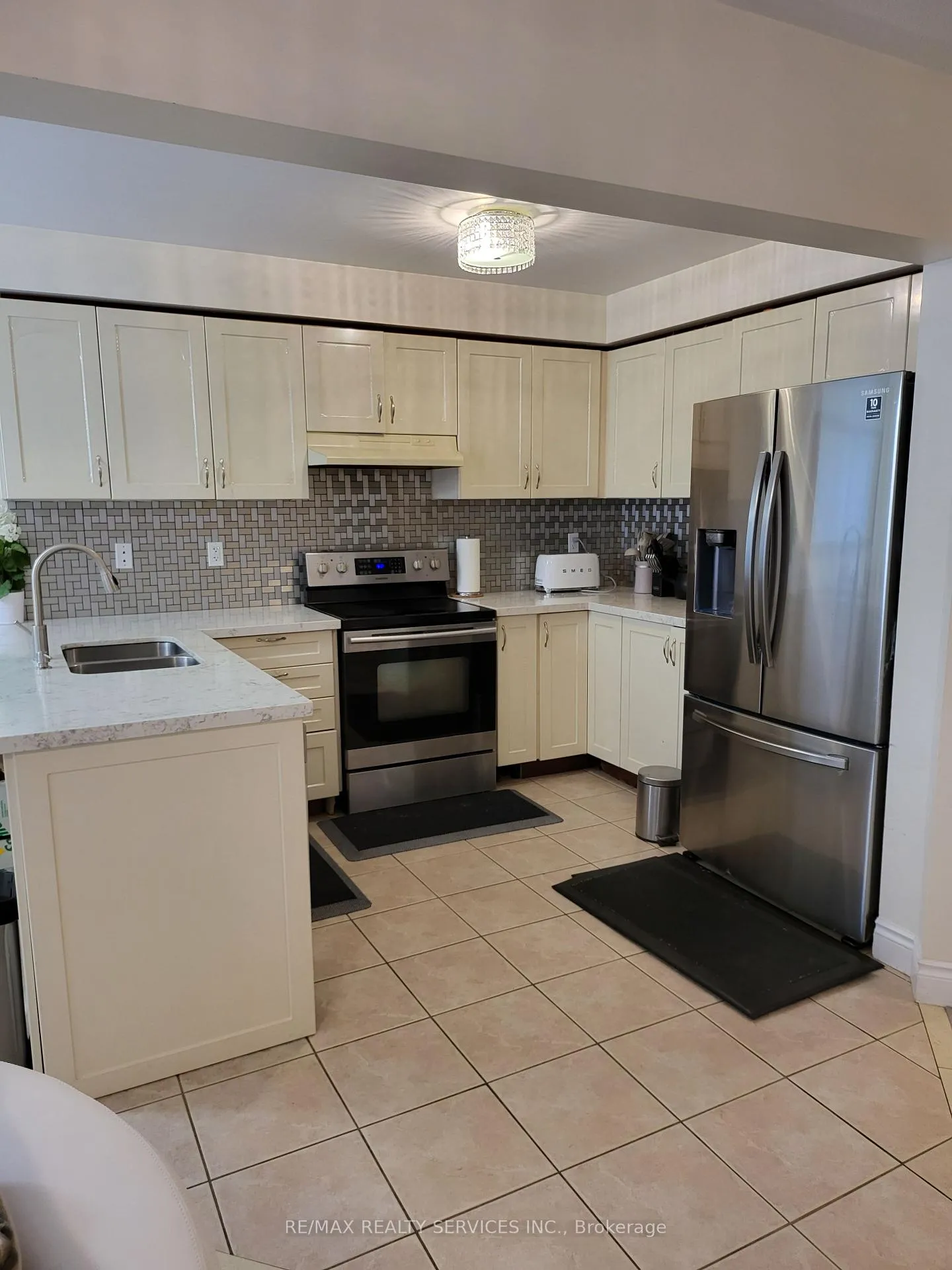 Photo 10 of 19 Albery Road, Brampton, Fletcher's Meadow — HOMEH