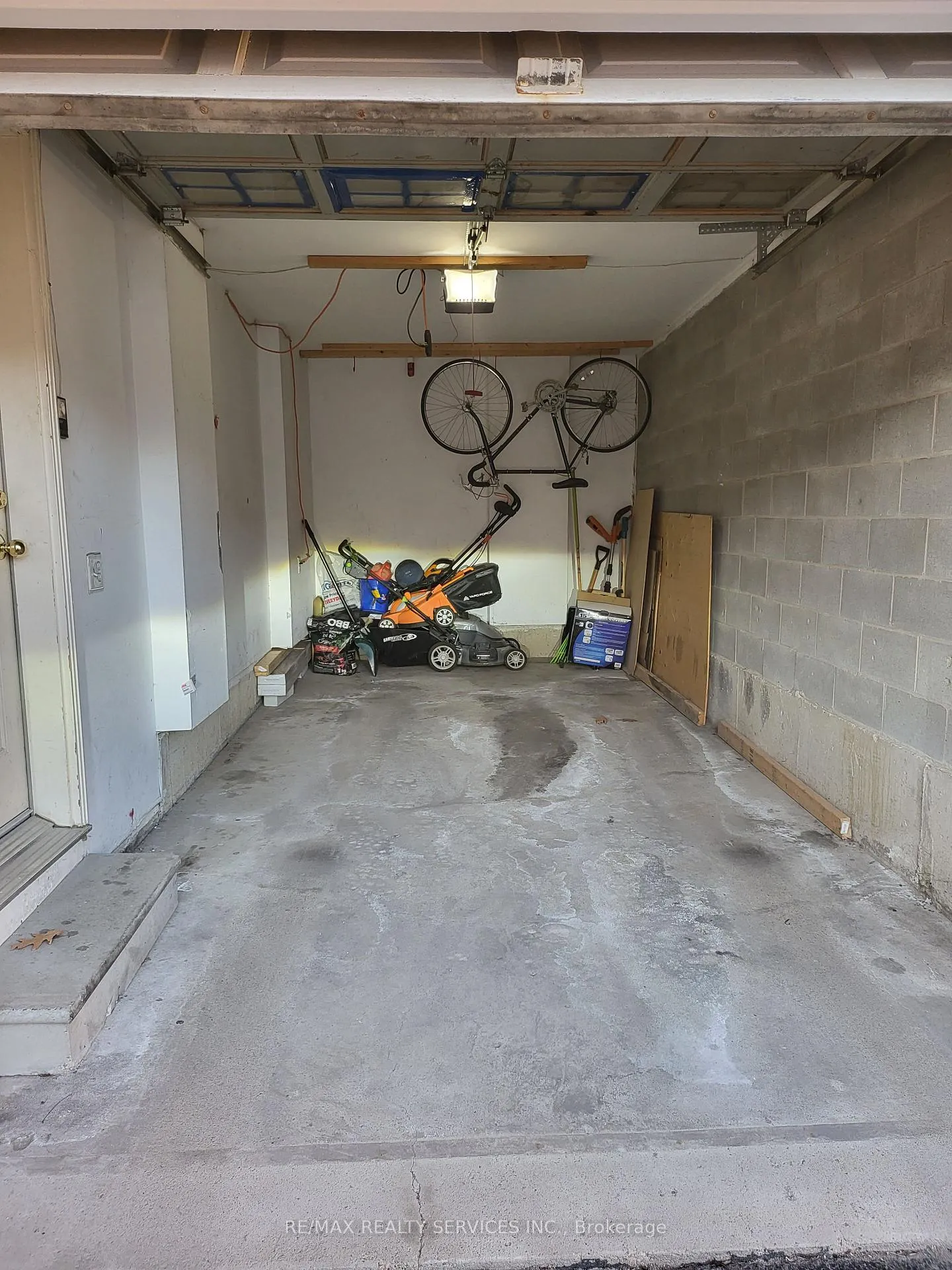Photo 12 of 19 Albery Road, Brampton, Fletcher's Meadow — HOMEH