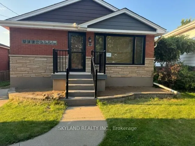 Photo 1 of Unit Upper, 21 Nova Drive, Hamilton, Huntington — HOMEH