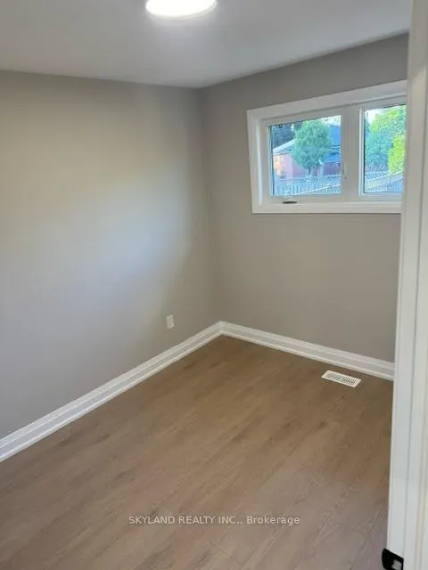 Photo 7 of Unit Upper, 21 Nova Drive, Hamilton, Huntington — HOMEH