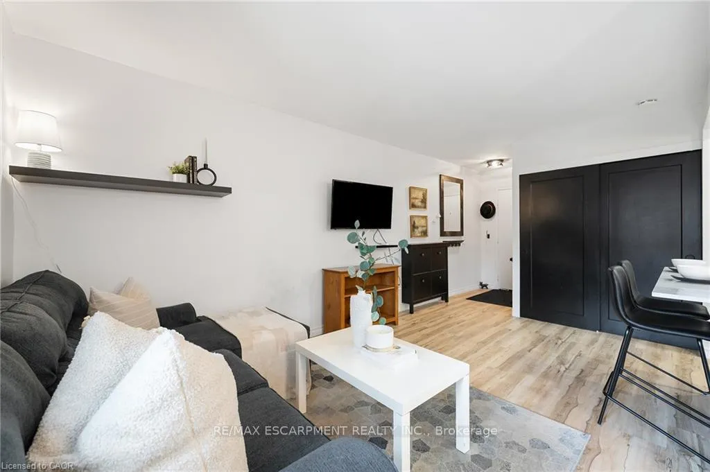 Photo 7 of Unit 150, 17 Old Pine Trail, St. Catharines, Carlton/Bunting — HOMEH