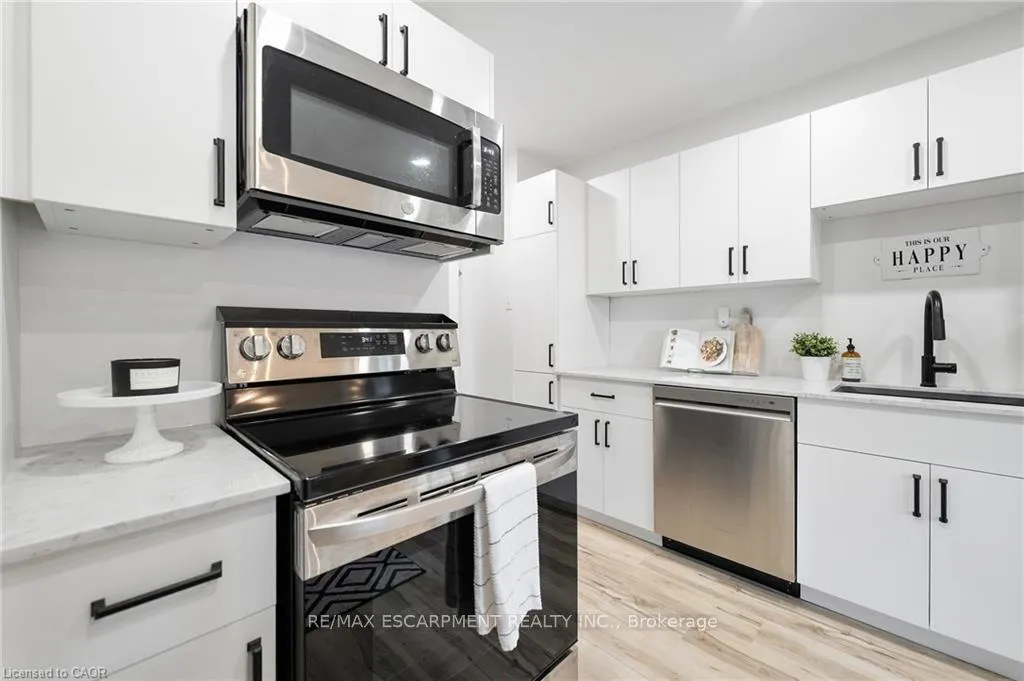 Photo 11 of Unit 150, 17 Old Pine Trail, St. Catharines, Carlton/Bunting — HOMEH