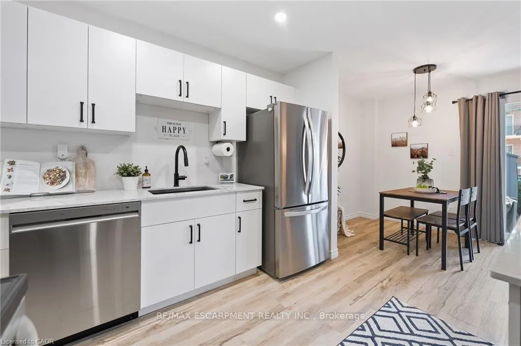 Photo 12 of Unit 150, 17 Old Pine Trail, St. Catharines, Carlton/Bunting — HOMEH
