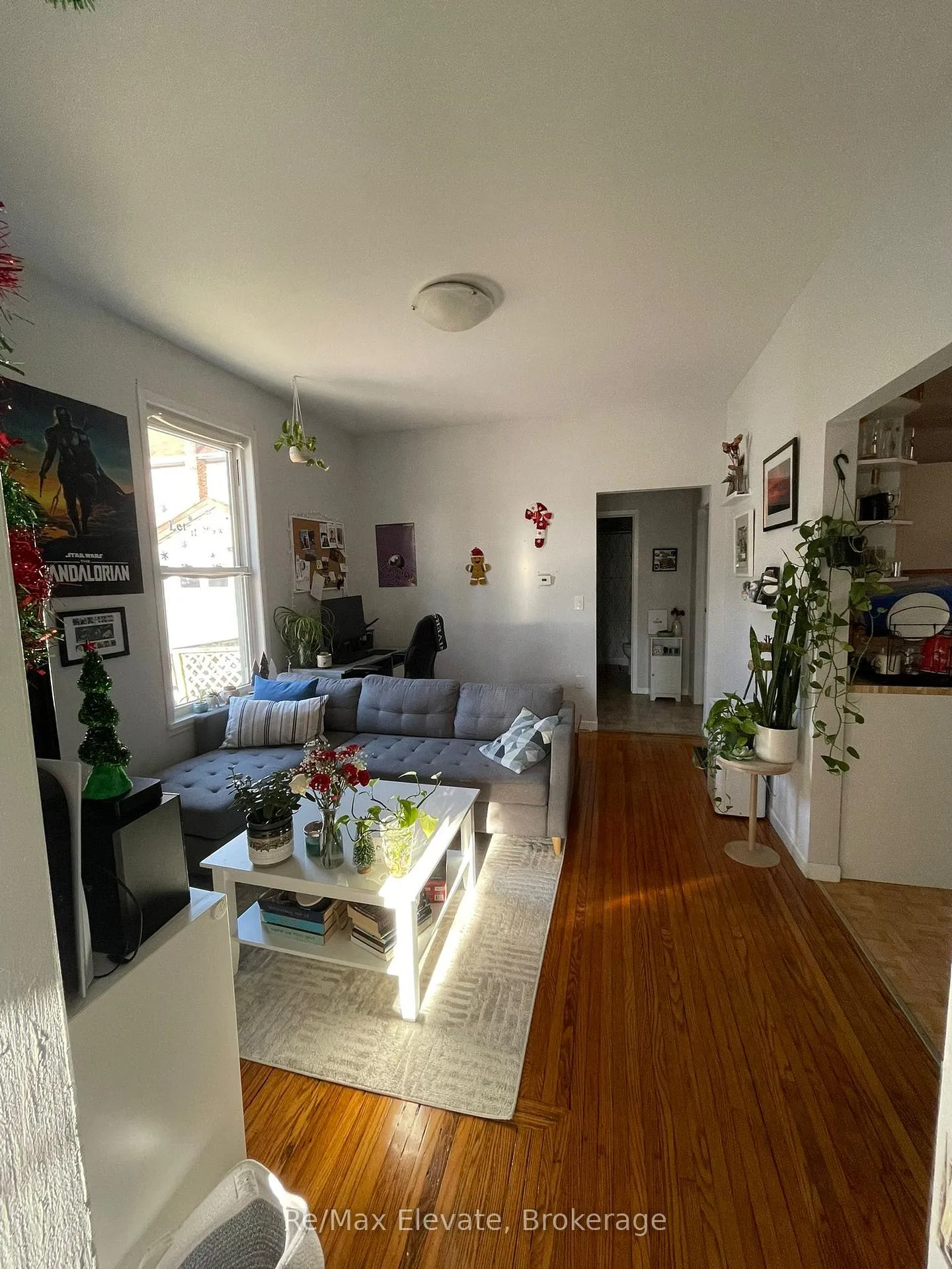 Photo 1 of 350 Parkhill Road W, Peterborough, Northcrest Ward 5 — HOMEH