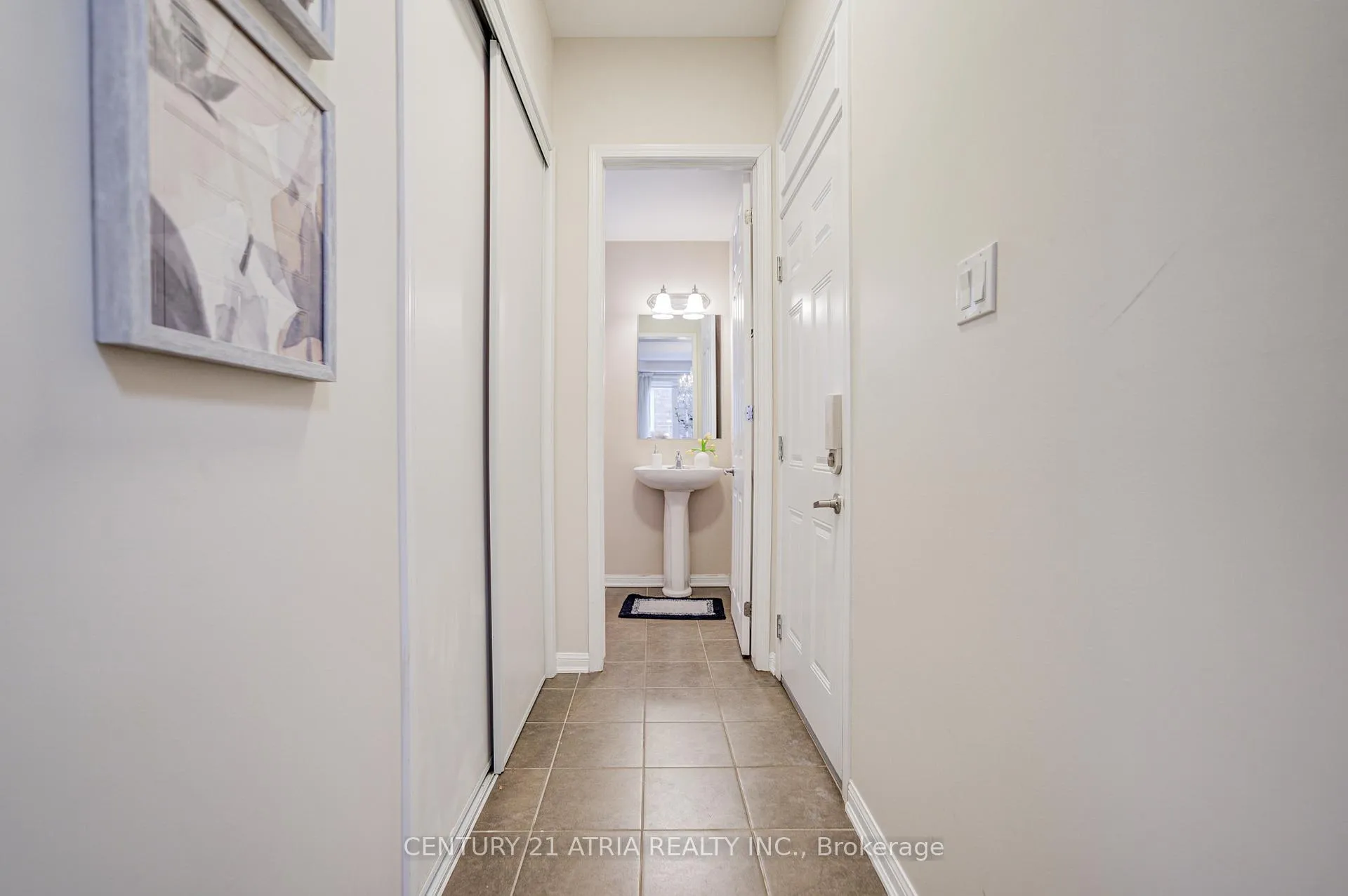 Photo 8 of 56 Kelly Crescent, Markham, Wismer — HOMEH