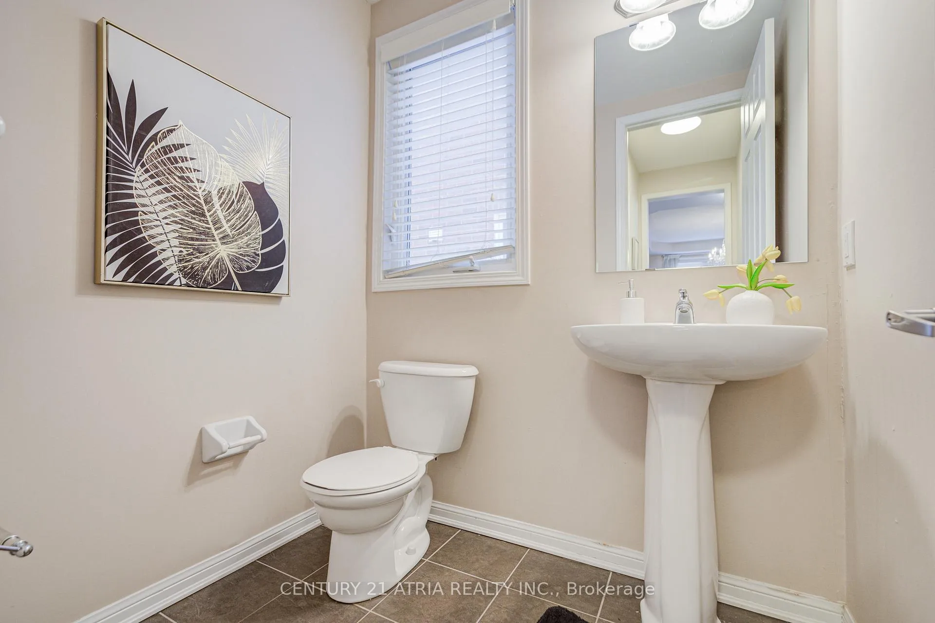 Photo 9 of 56 Kelly Crescent, Markham, Wismer — HOMEH