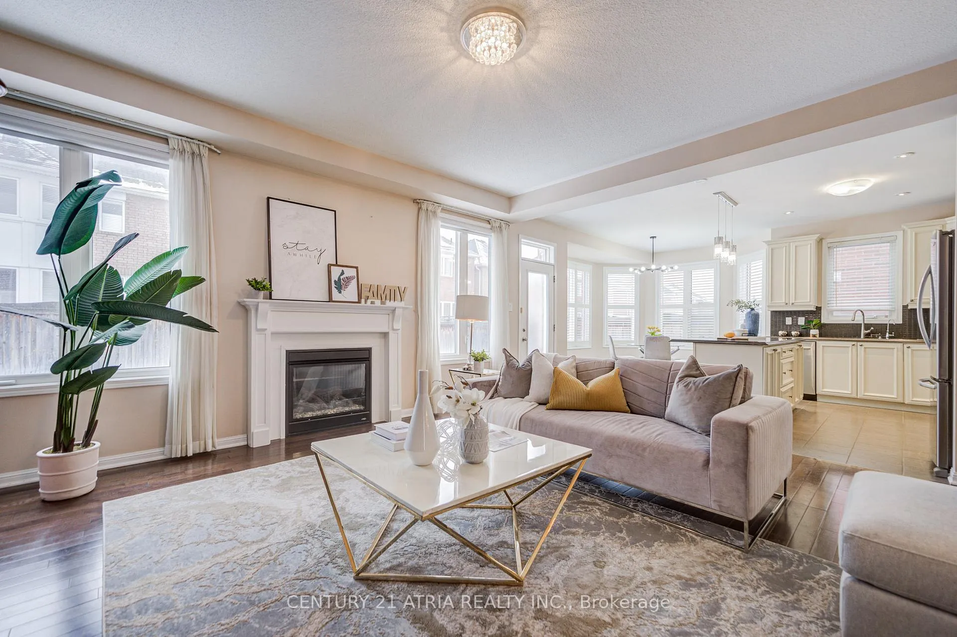 Photo 11 of 56 Kelly Crescent, Markham, Wismer — HOMEH
