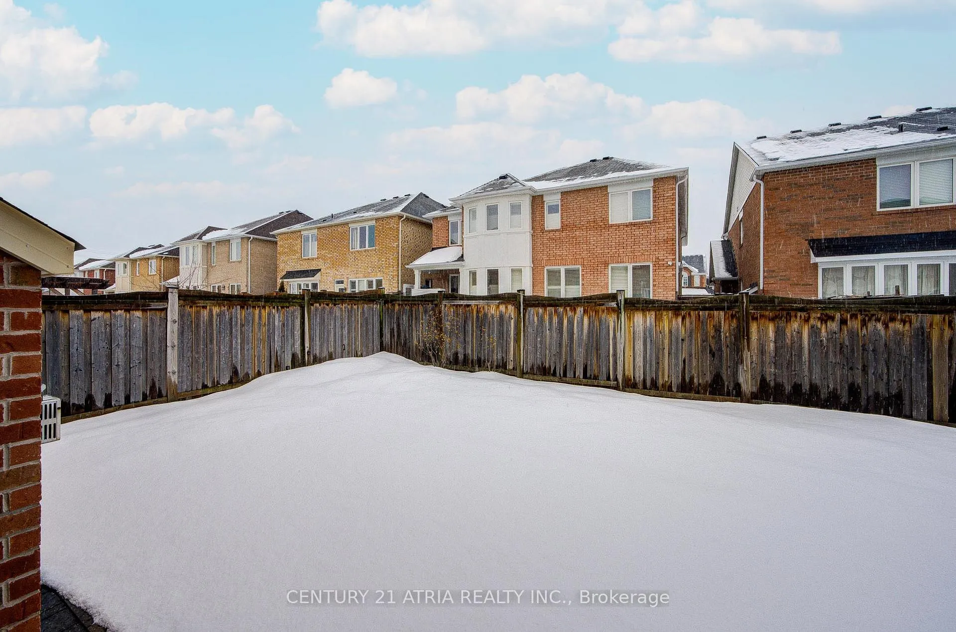 Photo 44 of 56 Kelly Crescent, Markham, Wismer — HOMEH