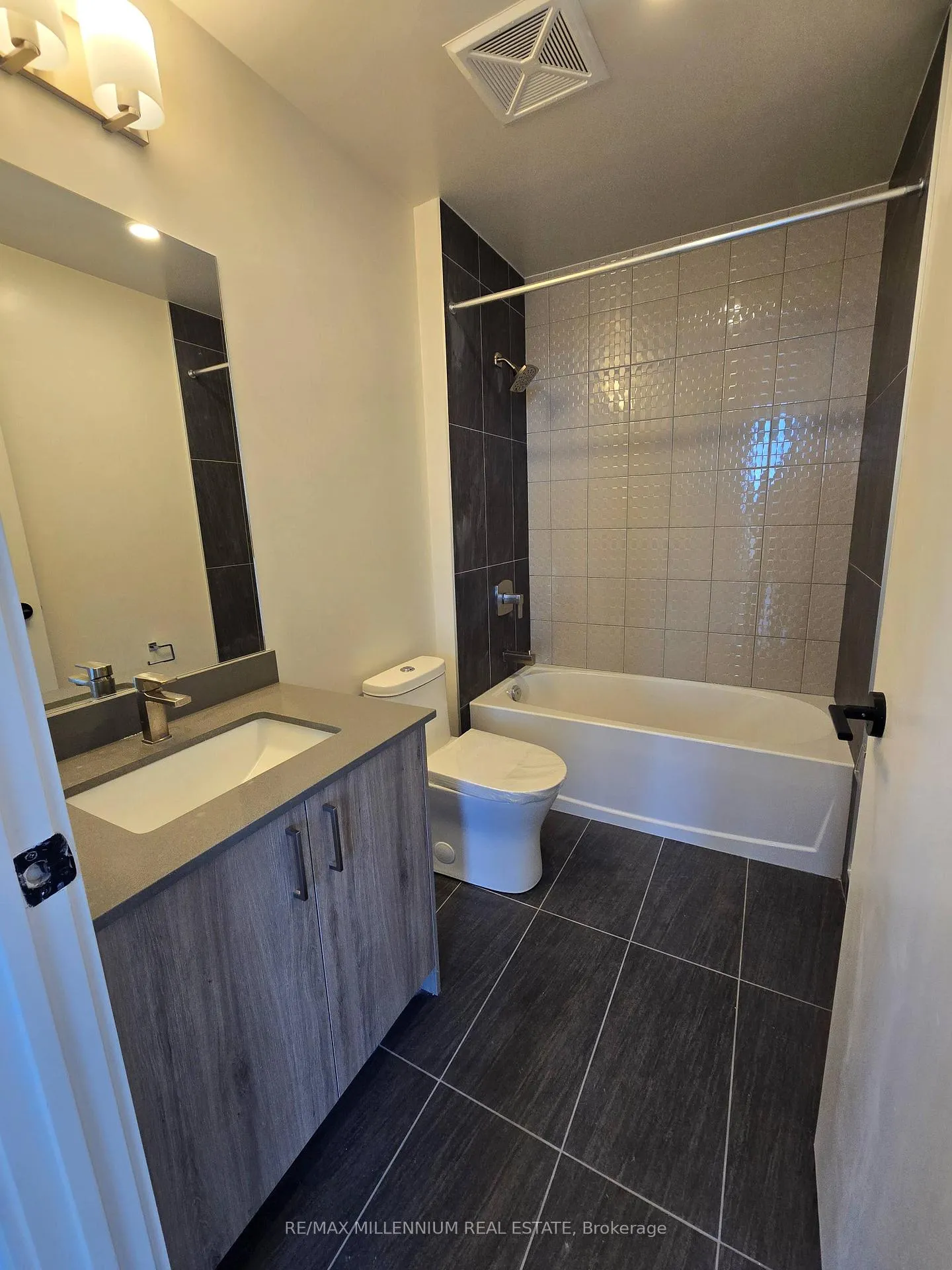 Photo 15 of 8010 Derry Road, Milton, Coates — HOMEH