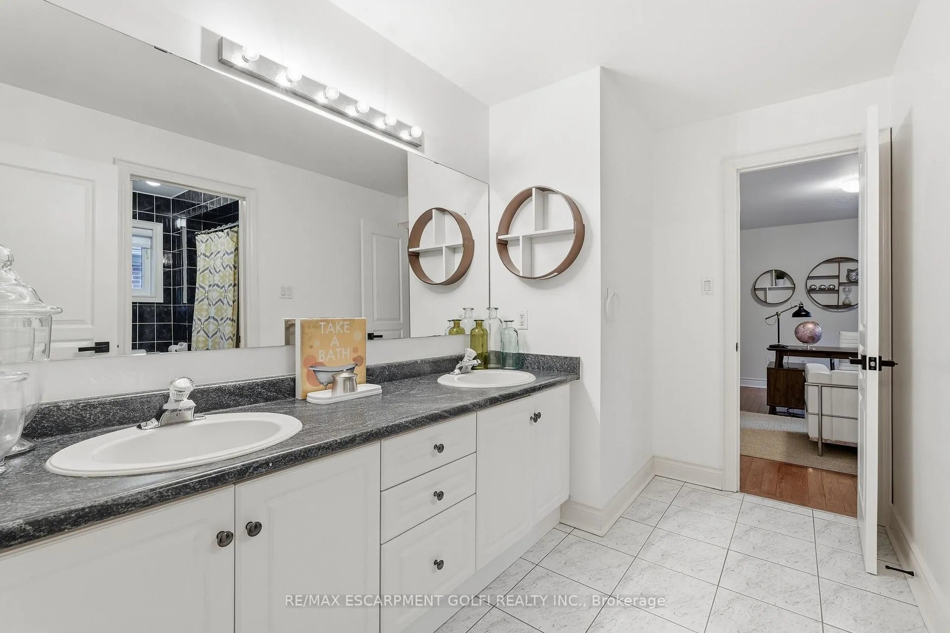 Photo 33 of 4184 Arbourfield Drive, Burlington, Rose — HOMEH