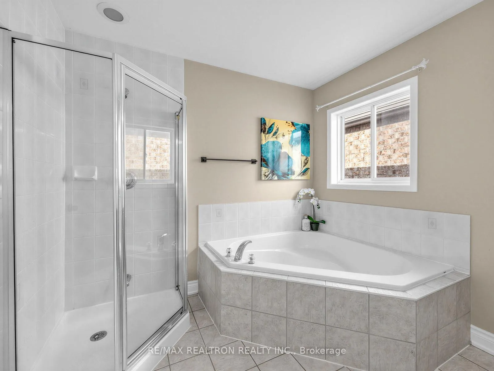 Photo 26 of 677 Sunbird Trail, Pickering, Amberlea — HOMEH