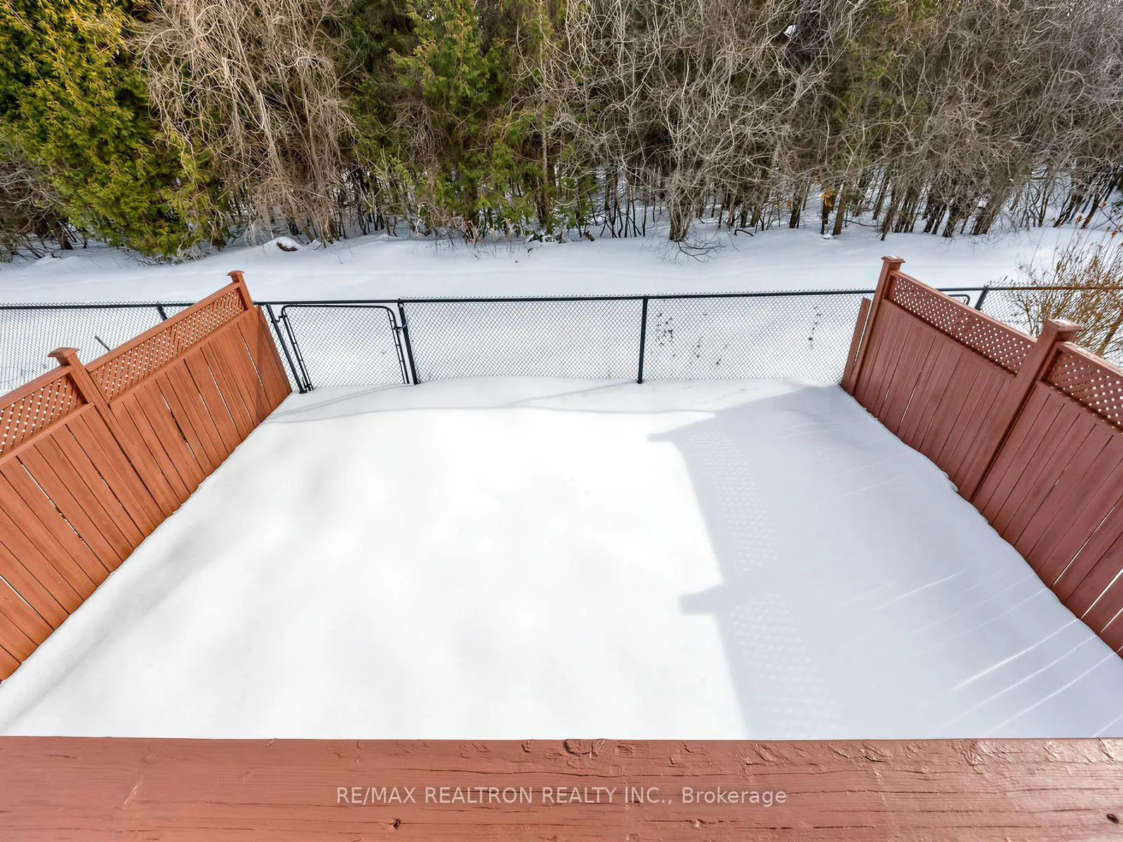 Photo 33 of 677 Sunbird Trail, Pickering, Amberlea — HOMEH