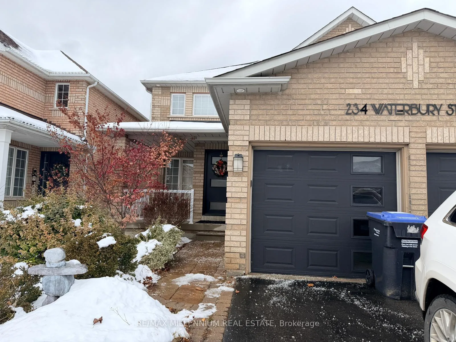 Photo 3 of 234 Waterbury Street, Caledon, Bolton East — HOMEH